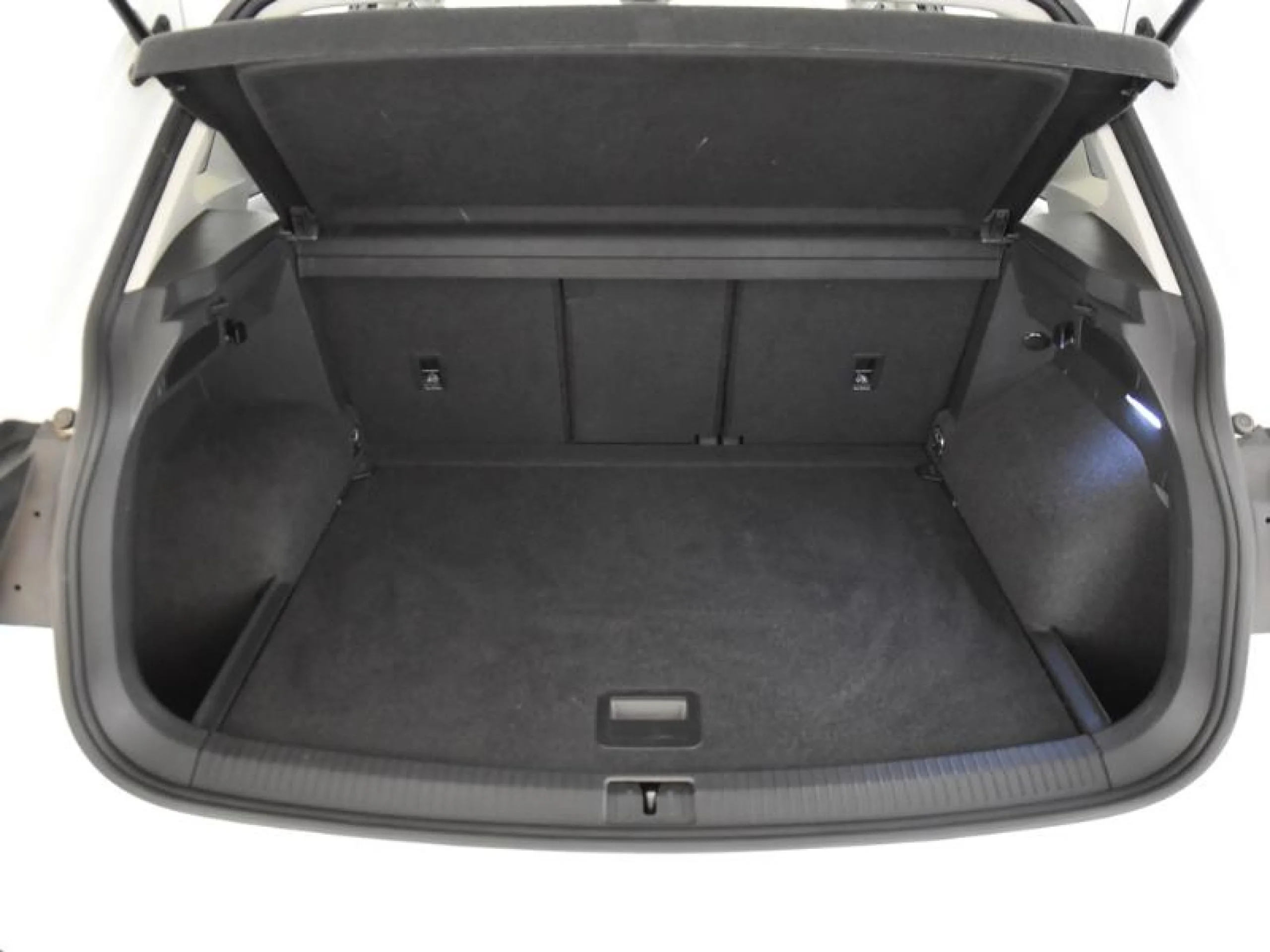 VOLKSWAGEN TIGUAN TIGUAN 2.0 TDI 90KW (122CV) - Foto 7