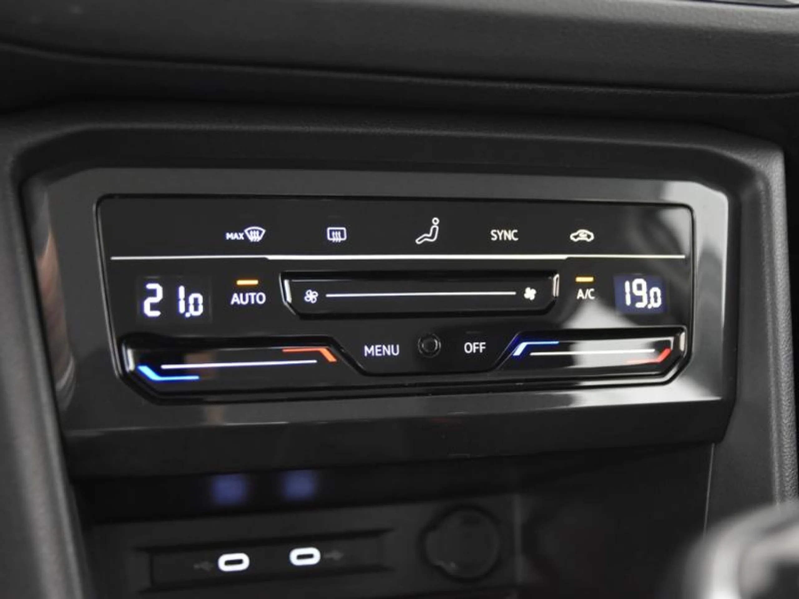 VOLKSWAGEN TIGUAN TIGUAN 2.0 TDI 90KW (122CV) - Foto 11