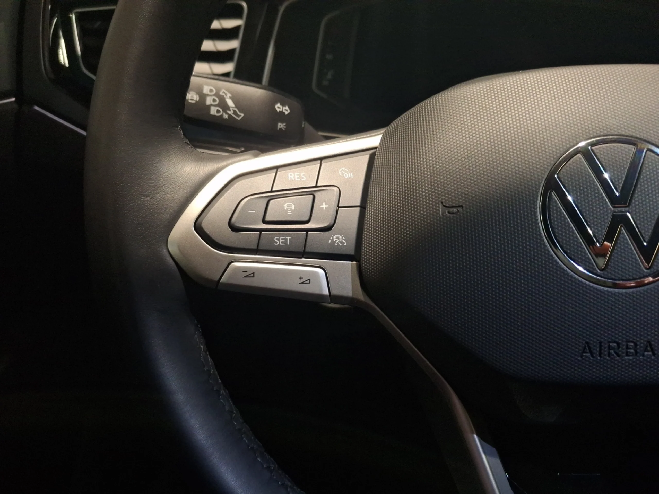 VOLKSWAGEN POLO R LINE 1.0 TSI 85KW (115CV) DSG - Foto 11