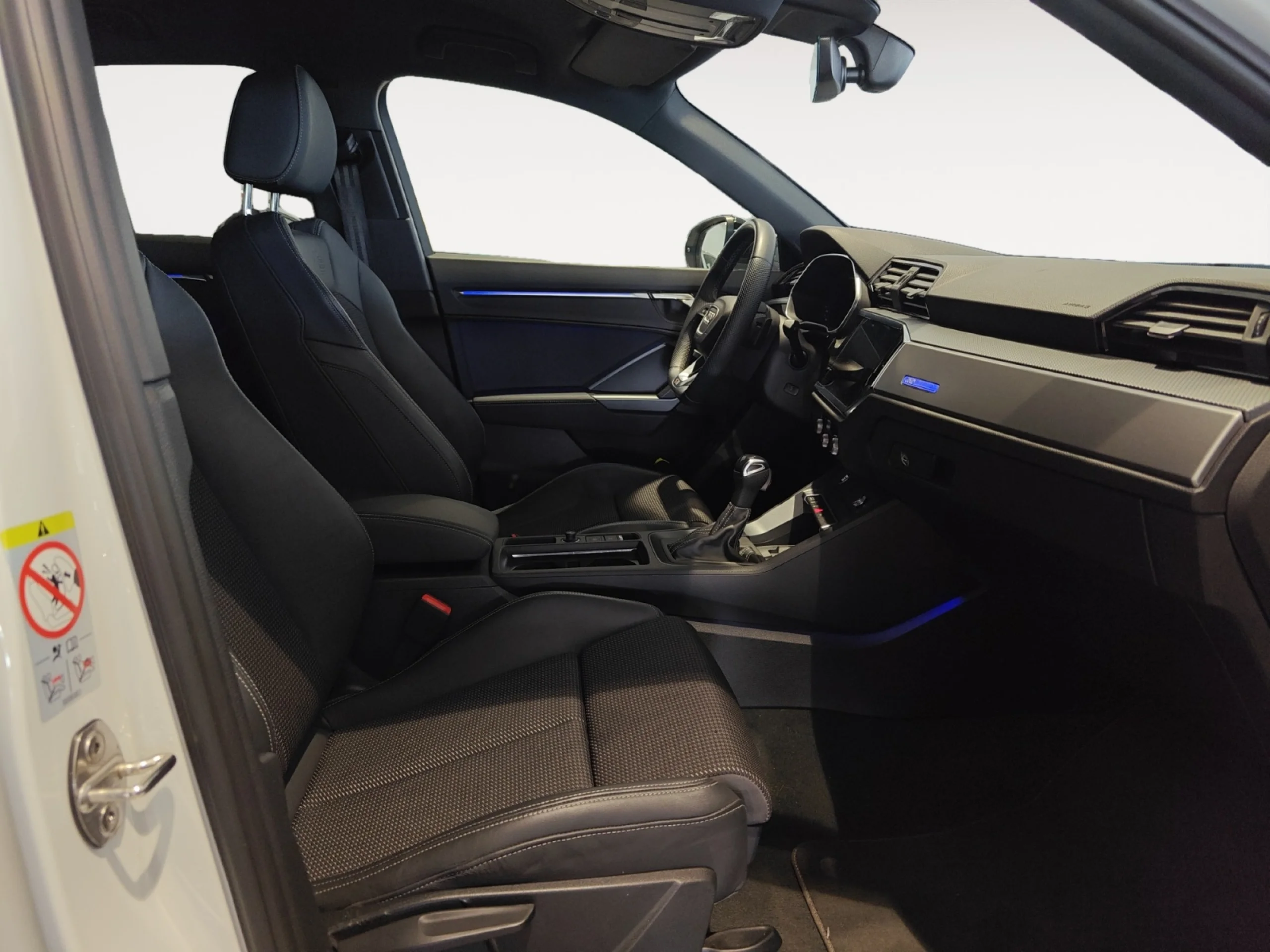 AUDI Q3 BLACK LINE 35 TFSI 110KW (150CV) S TRON - Foto 9