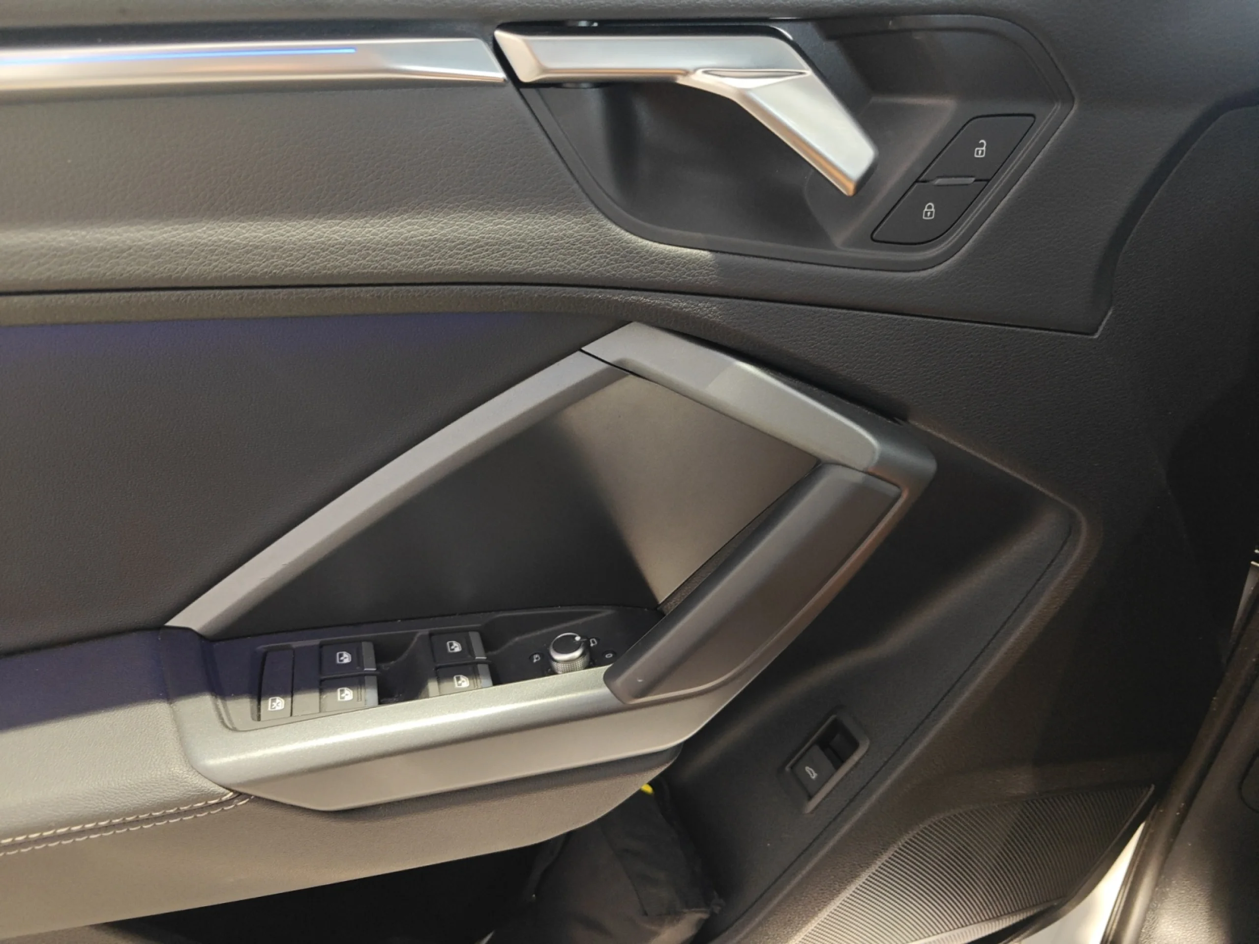 AUDI Q3 BLACK LINE 35 TFSI 110KW (150CV) S TRON - Foto 16