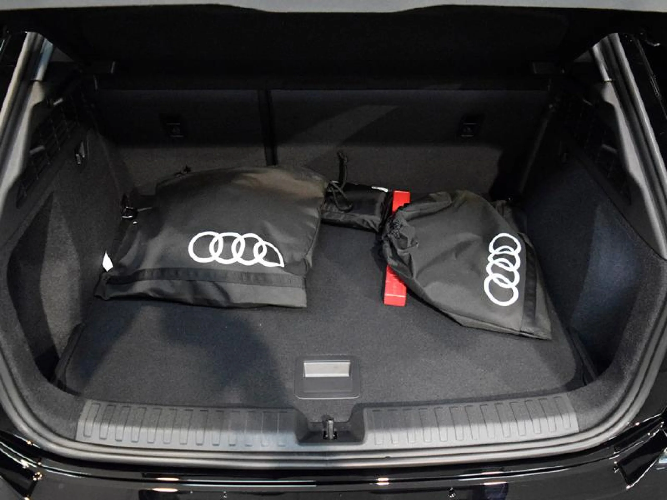 AUDI A3 SPORTBACK ADVANCED 40 TFSI E 150KW S TRO - Foto 7