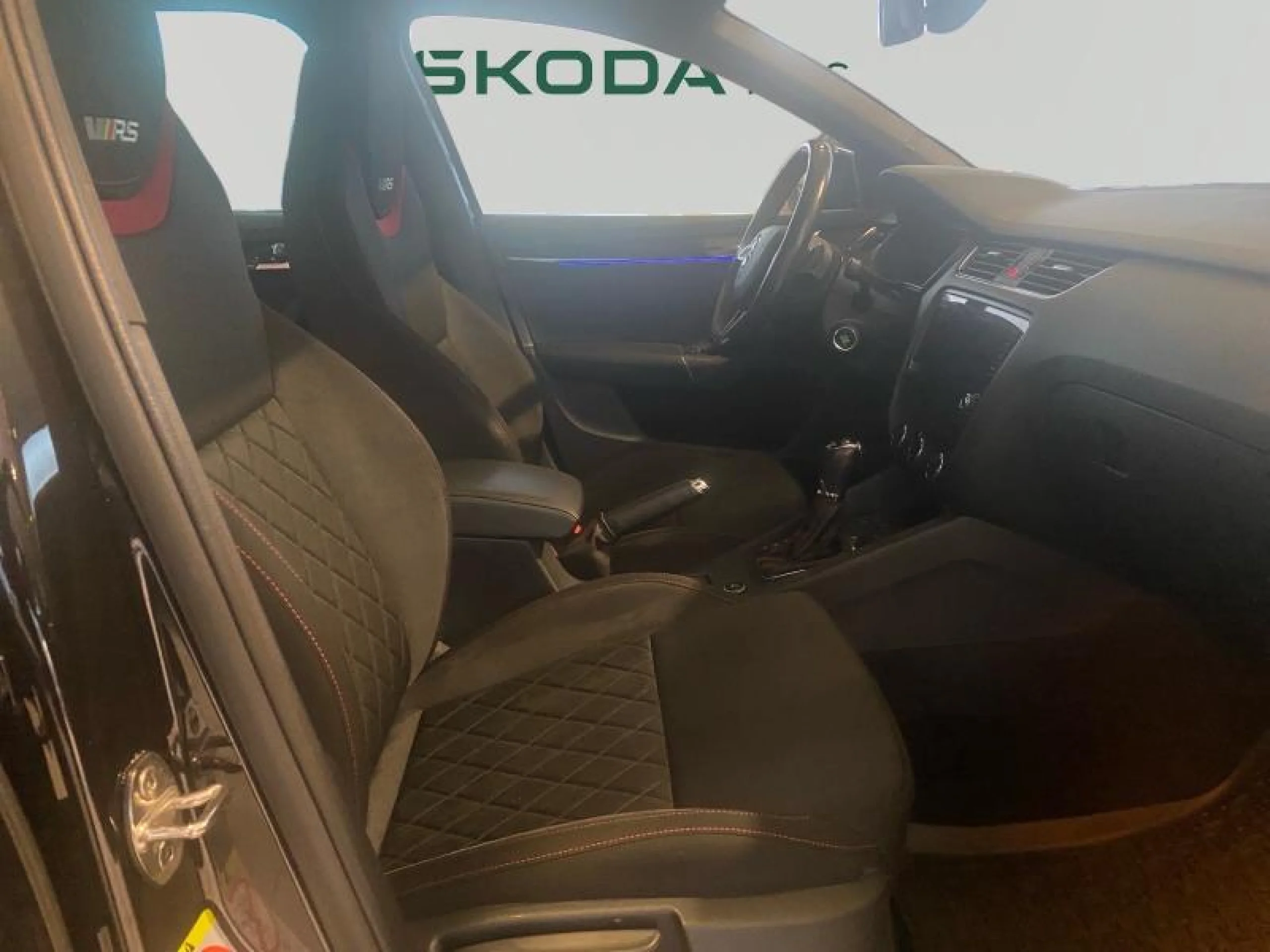 SKODA OCTAVIA COMBI 2.0 TSI 180KW (245CV) DSG RS - Foto 10