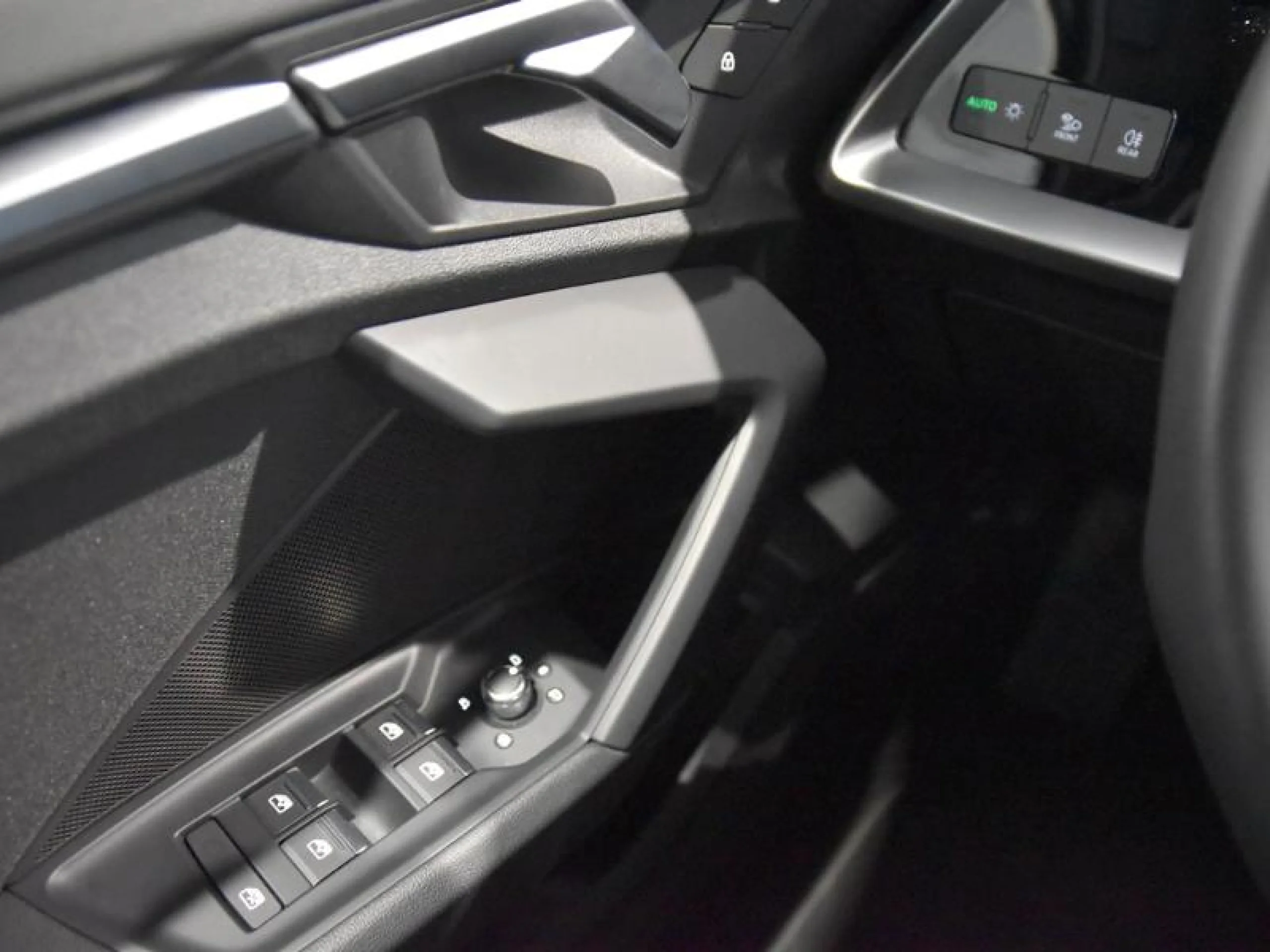 AUDI A3 SEDAN S LINE 35 TFSI 110KW S TRONIC - Foto 19