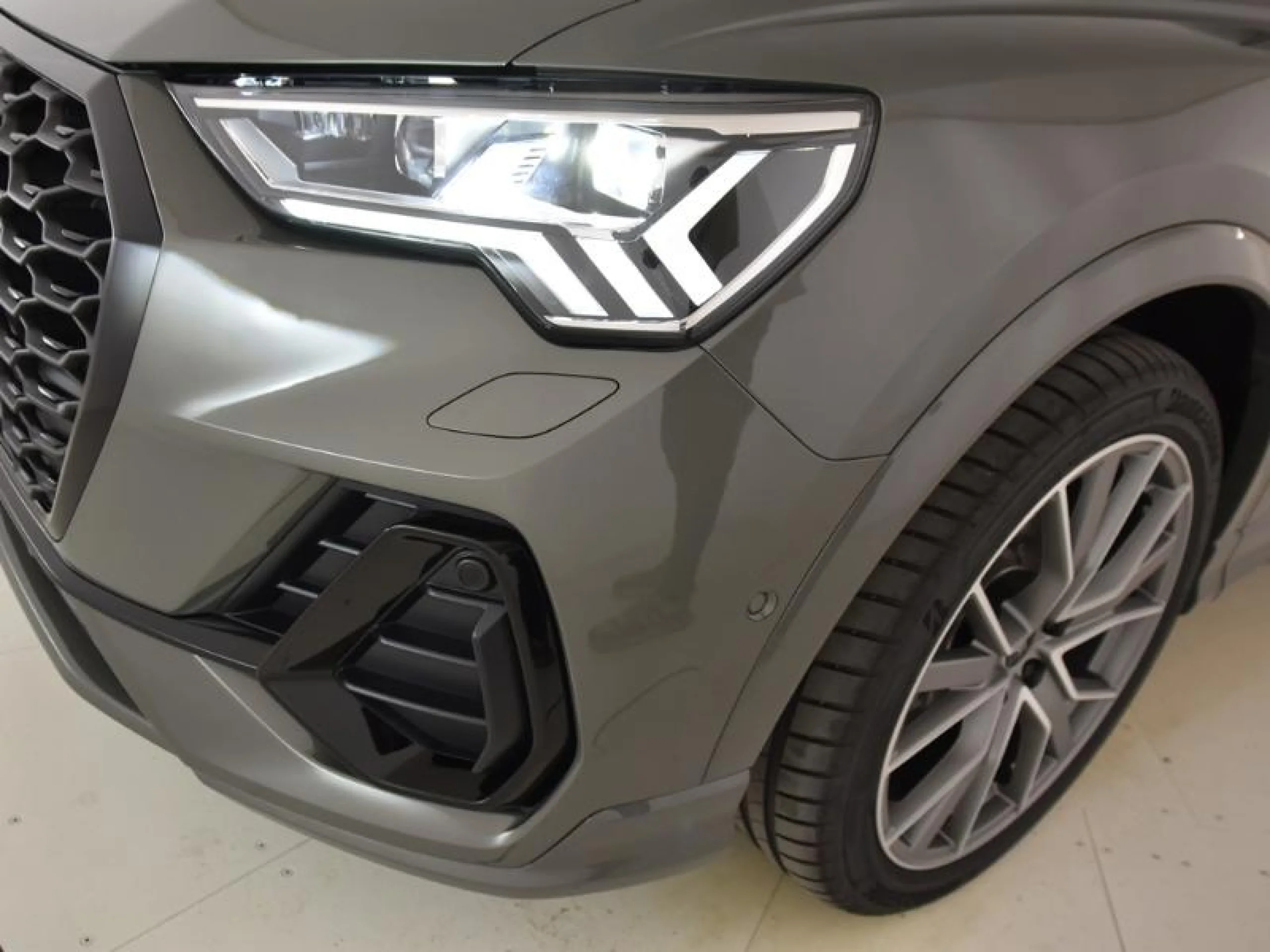 AUDI Q3 Q3 SPORTBACK BLACK LIMITED 35 TDI  110(150) KW(CV) S TRONIC - Foto 24