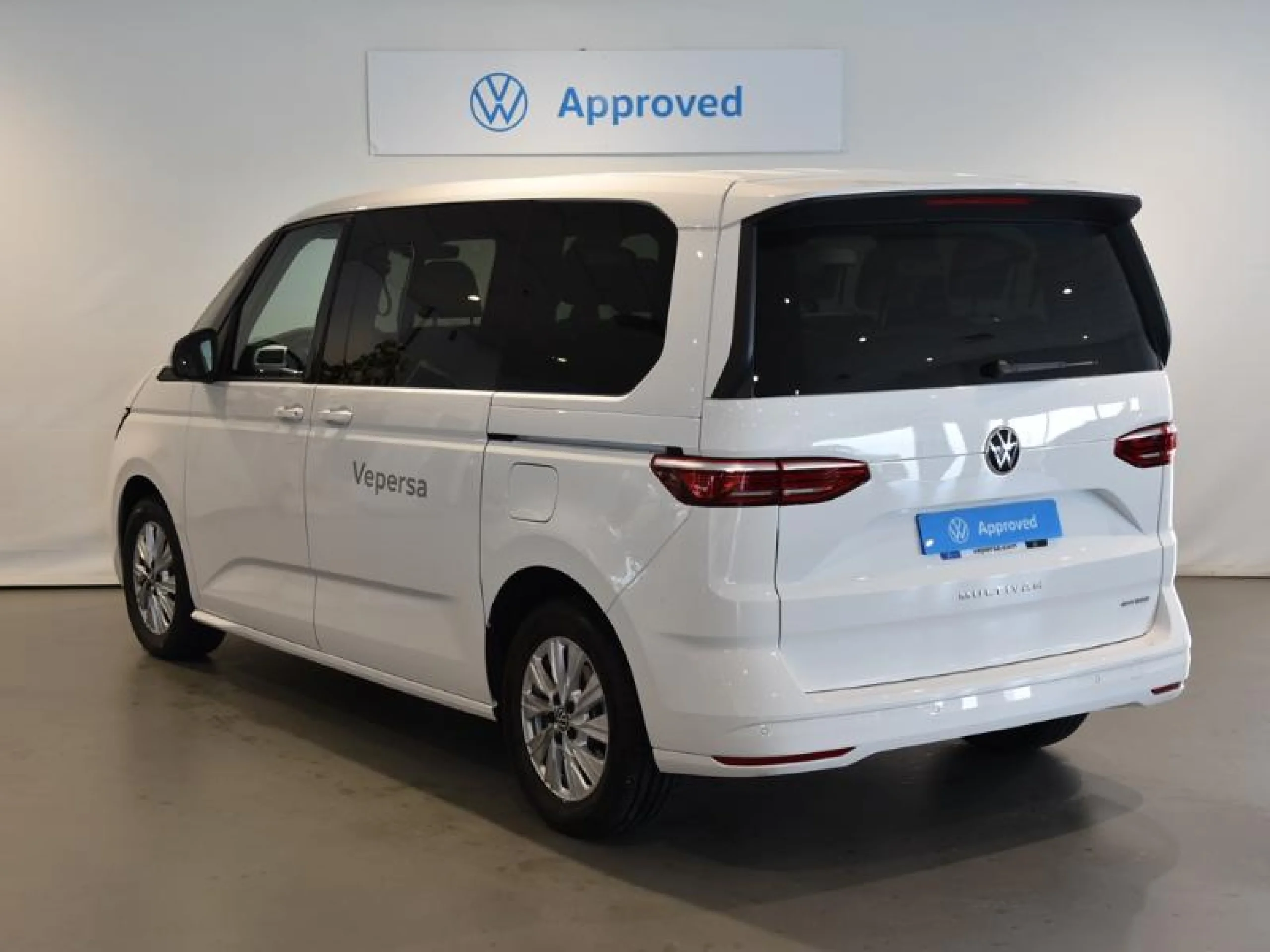 VOLKSWAGEN Multivan 1.5 EHYBRID 130 KW DSG 4M B.CORTA - Foto 2