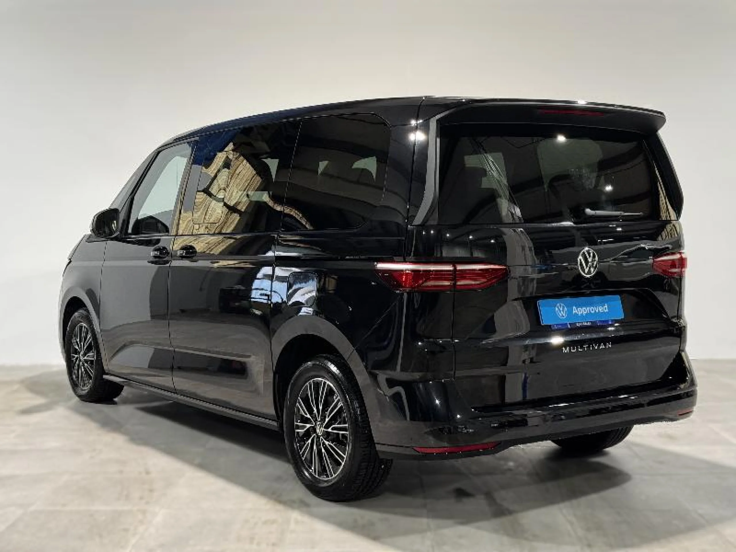 VOLKSWAGEN Multivan LIFE 2.0 TDI 110KW (150CV) DSG B.CORTA - Foto 2