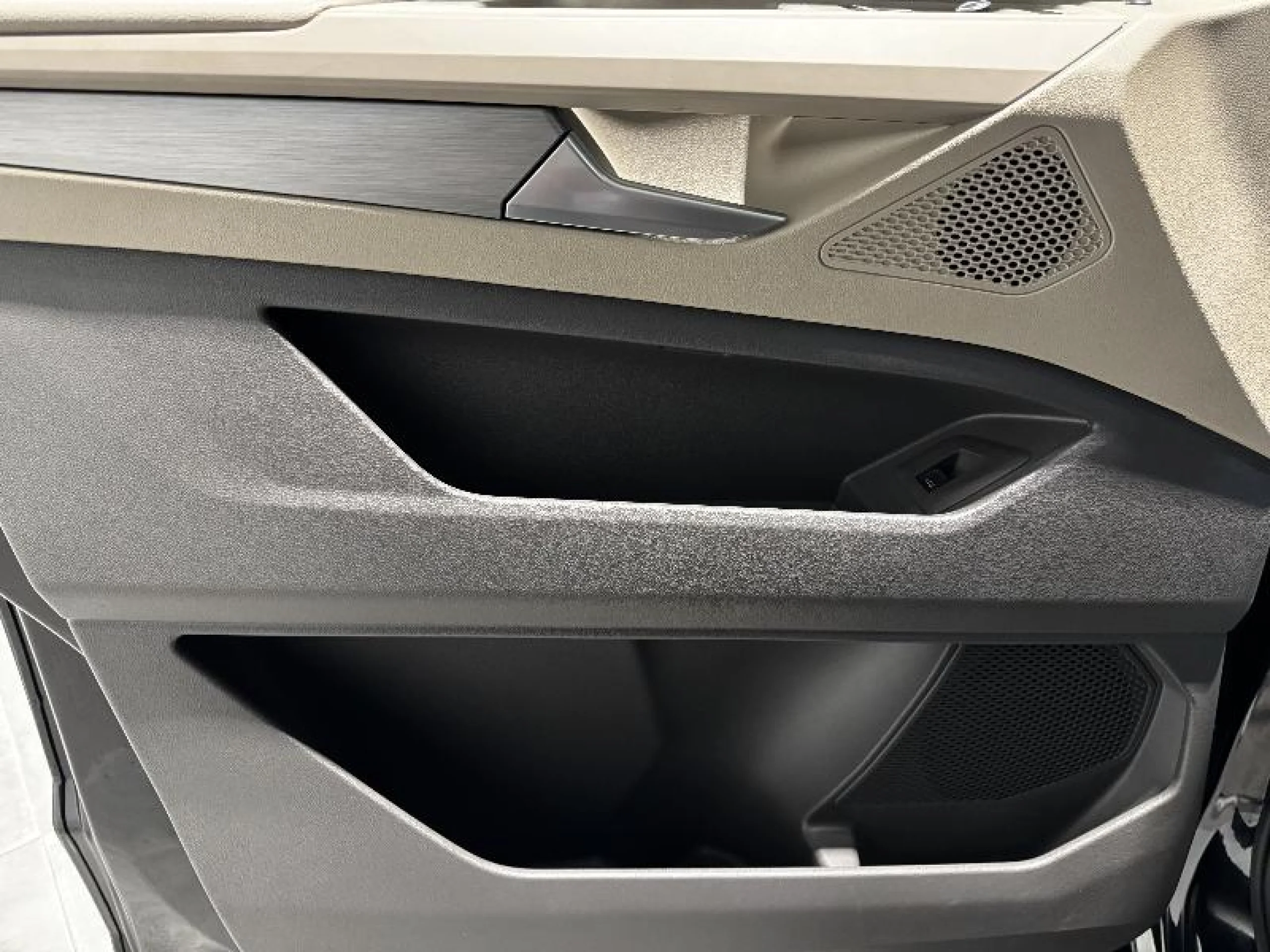 VOLKSWAGEN Multivan LIFE 2.0 TDI 110KW (150CV) DSG B.CORTA - Foto 9