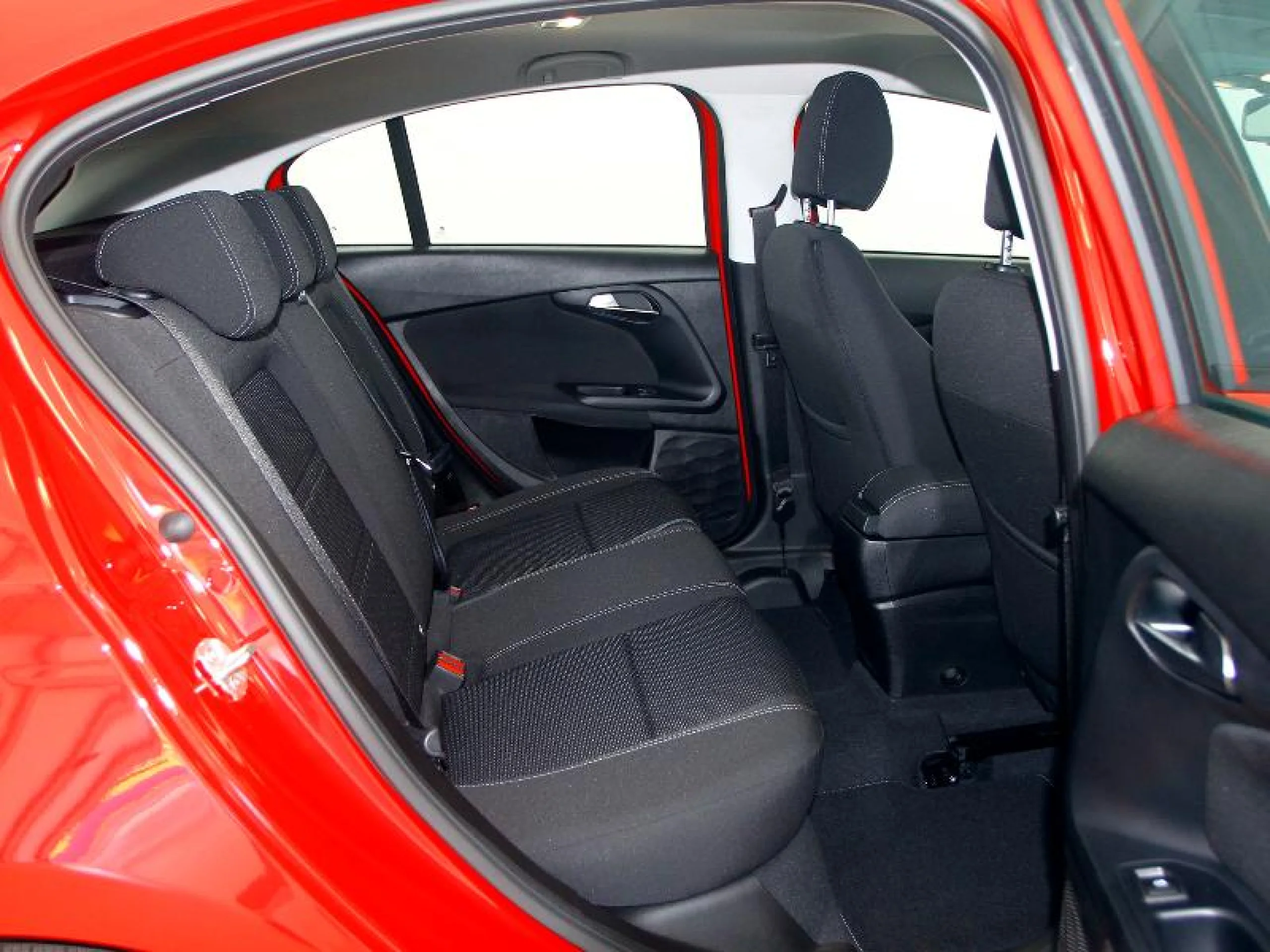 FIAT TIPO HB CITY LIFE 1.0 74KW (100CV) - Foto 6