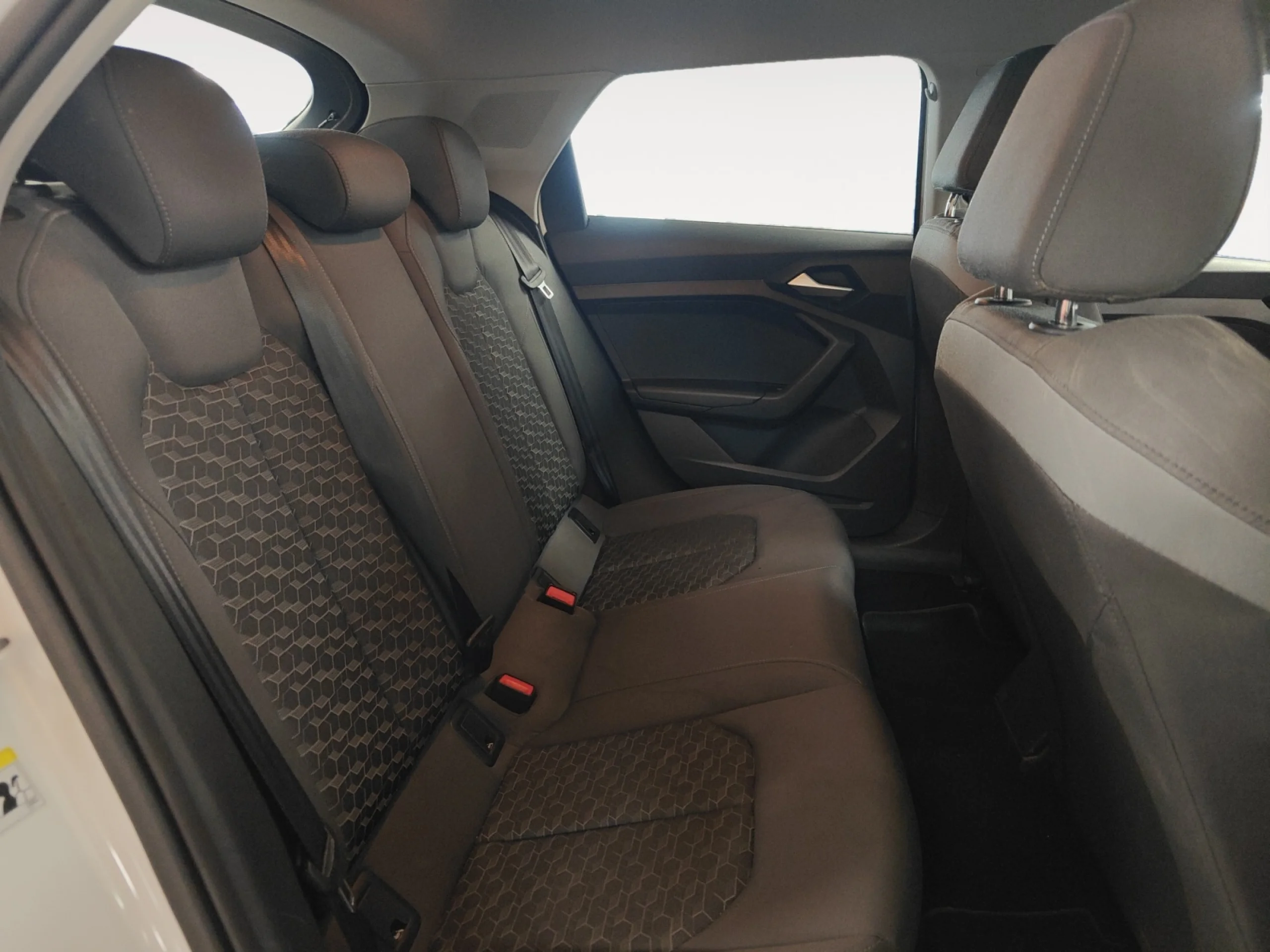 AUDI A1 SPORTBACK ADRENALIN 30 TFSI 81KW S TRON - Foto 8