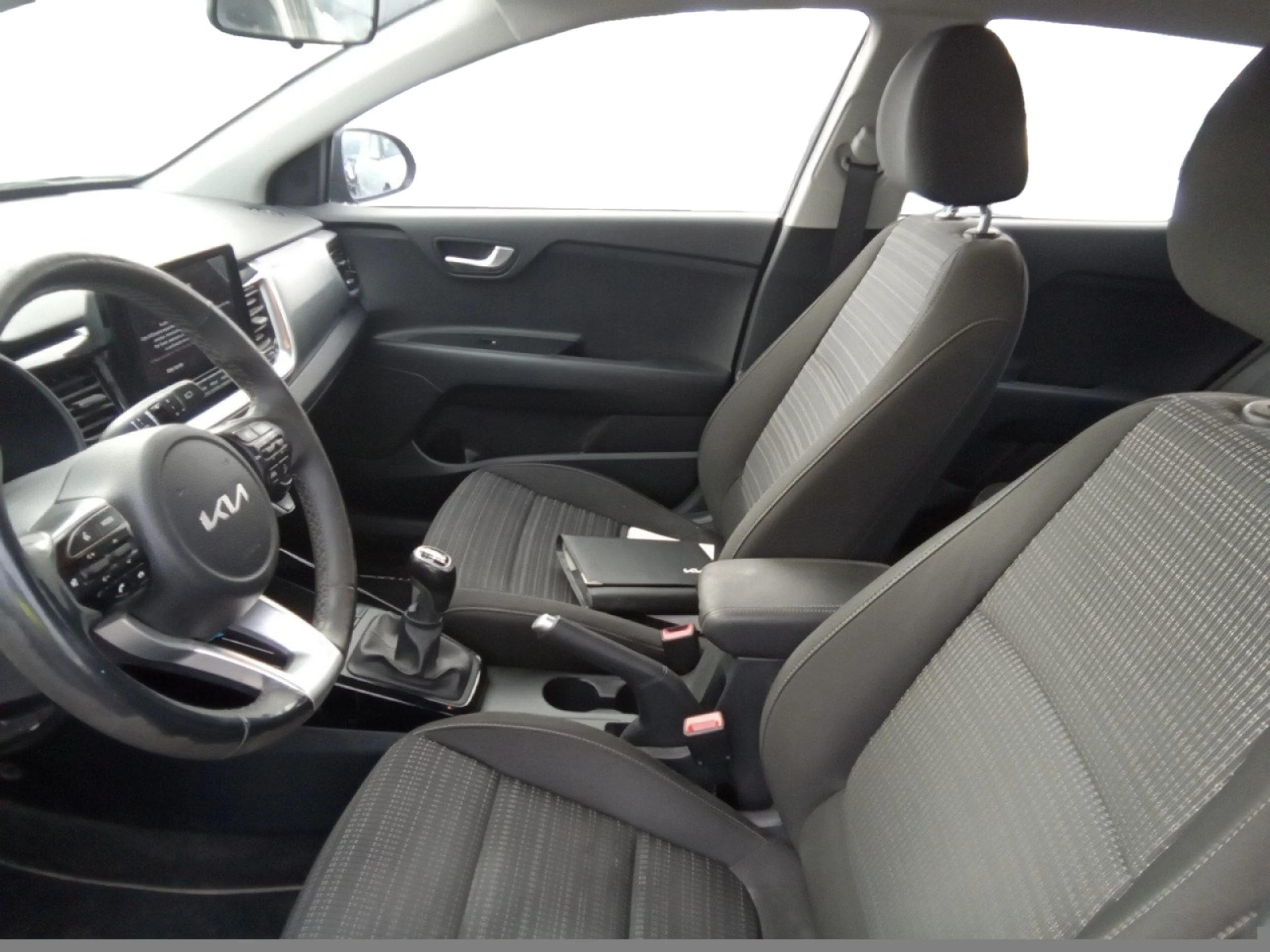 KIA STONIC 1.0 T GDI 88KW (120CV) MHEV IMT DRIVE - Foto 8