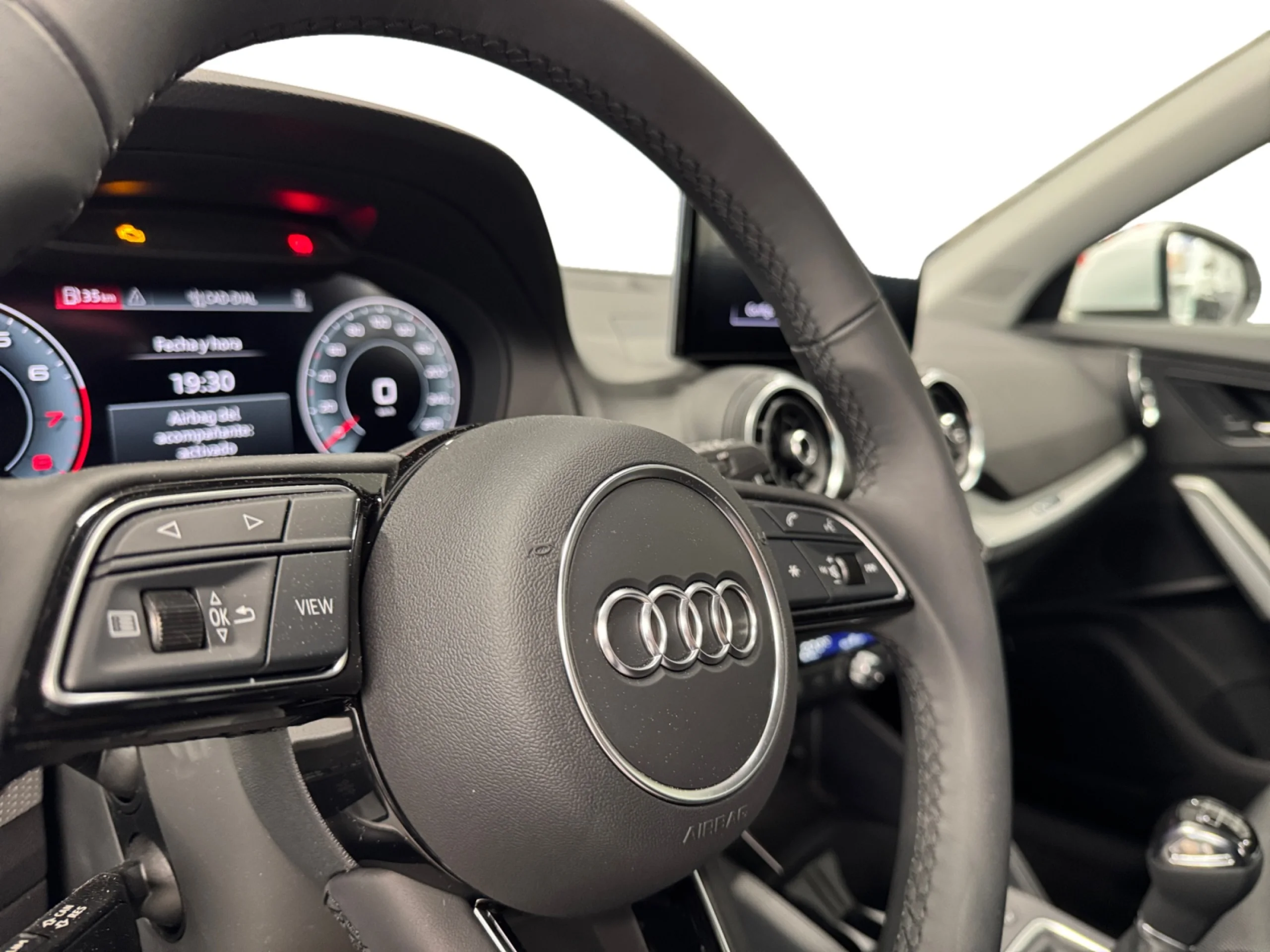 AUDI Q2 ADVANCED 30 TFSI 85KW (116CV) - Foto 9