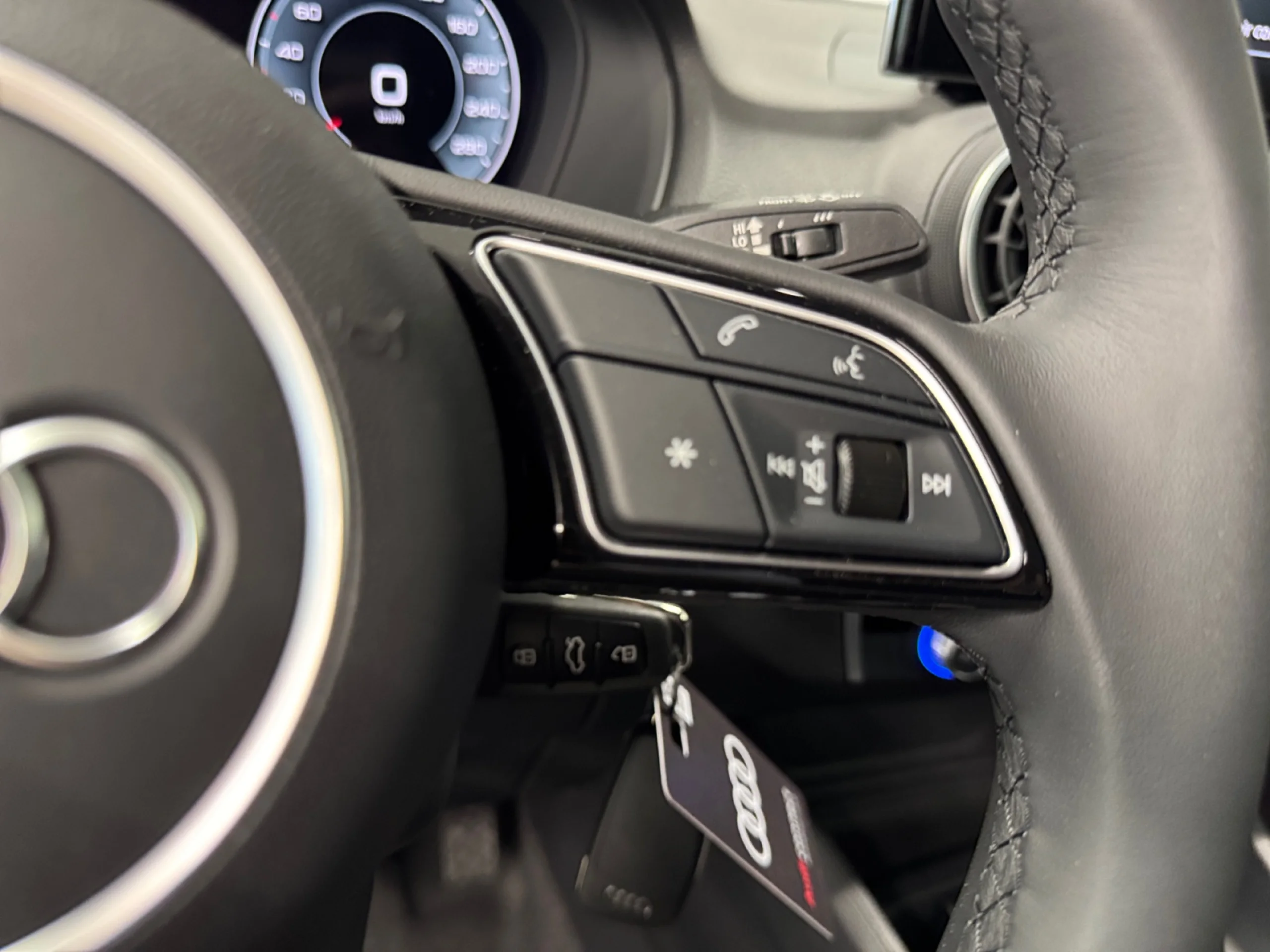 AUDI Q2 ADVANCED 30 TFSI 85KW (116CV) - Foto 10