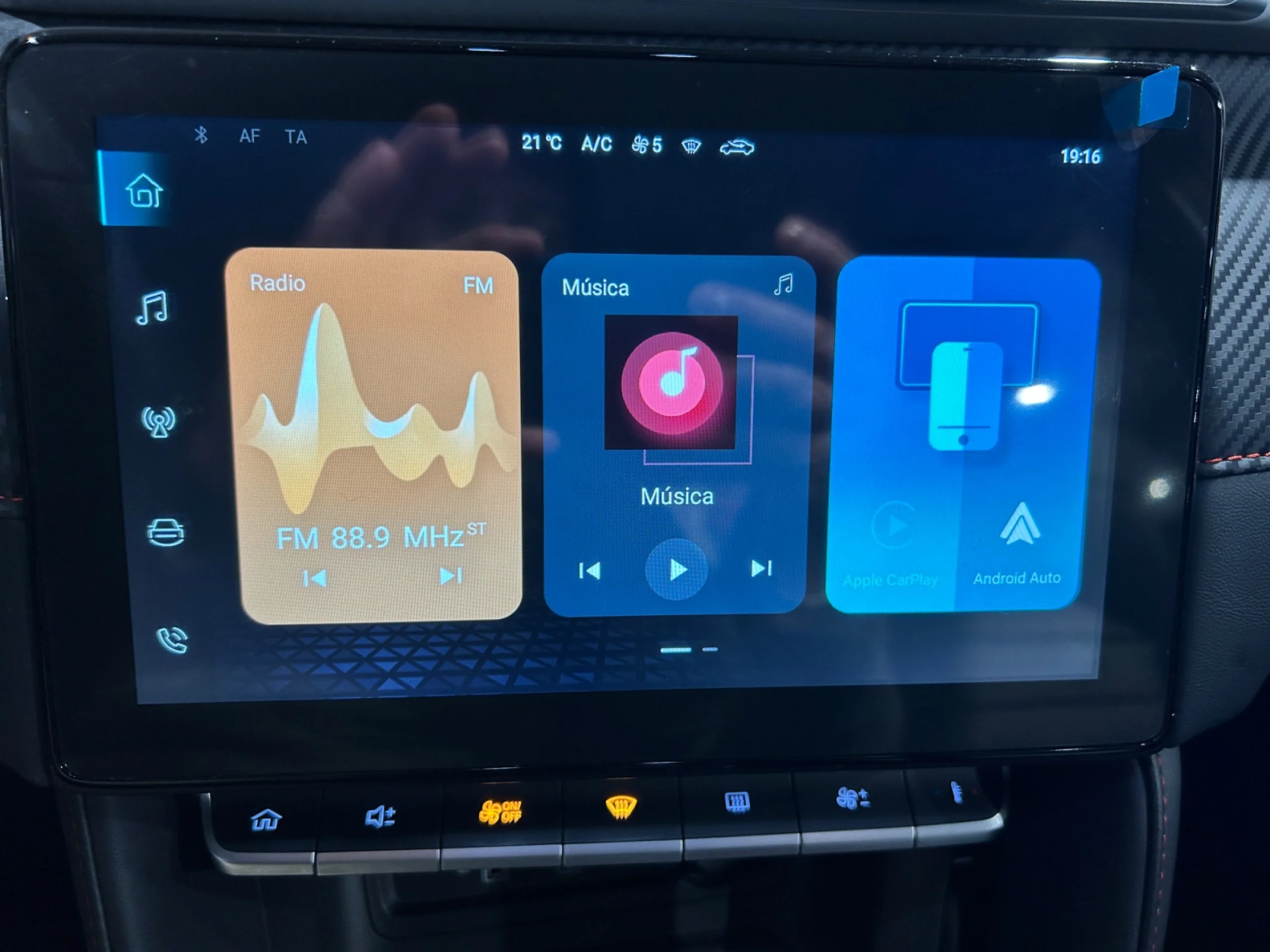 MG Zs 1.0T LUXURY - Foto 9