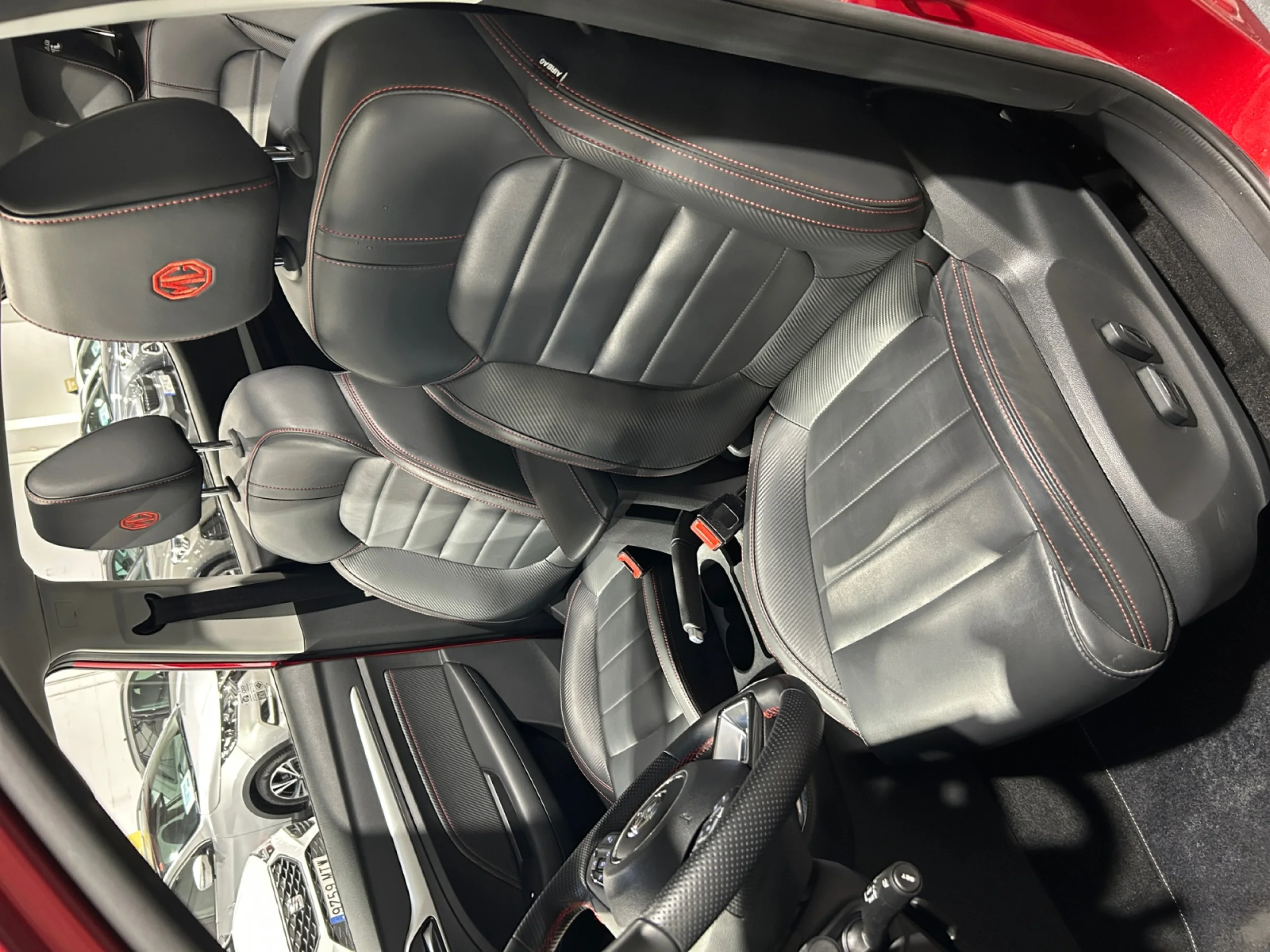 MG Zs 1.0T LUXURY - Foto 13