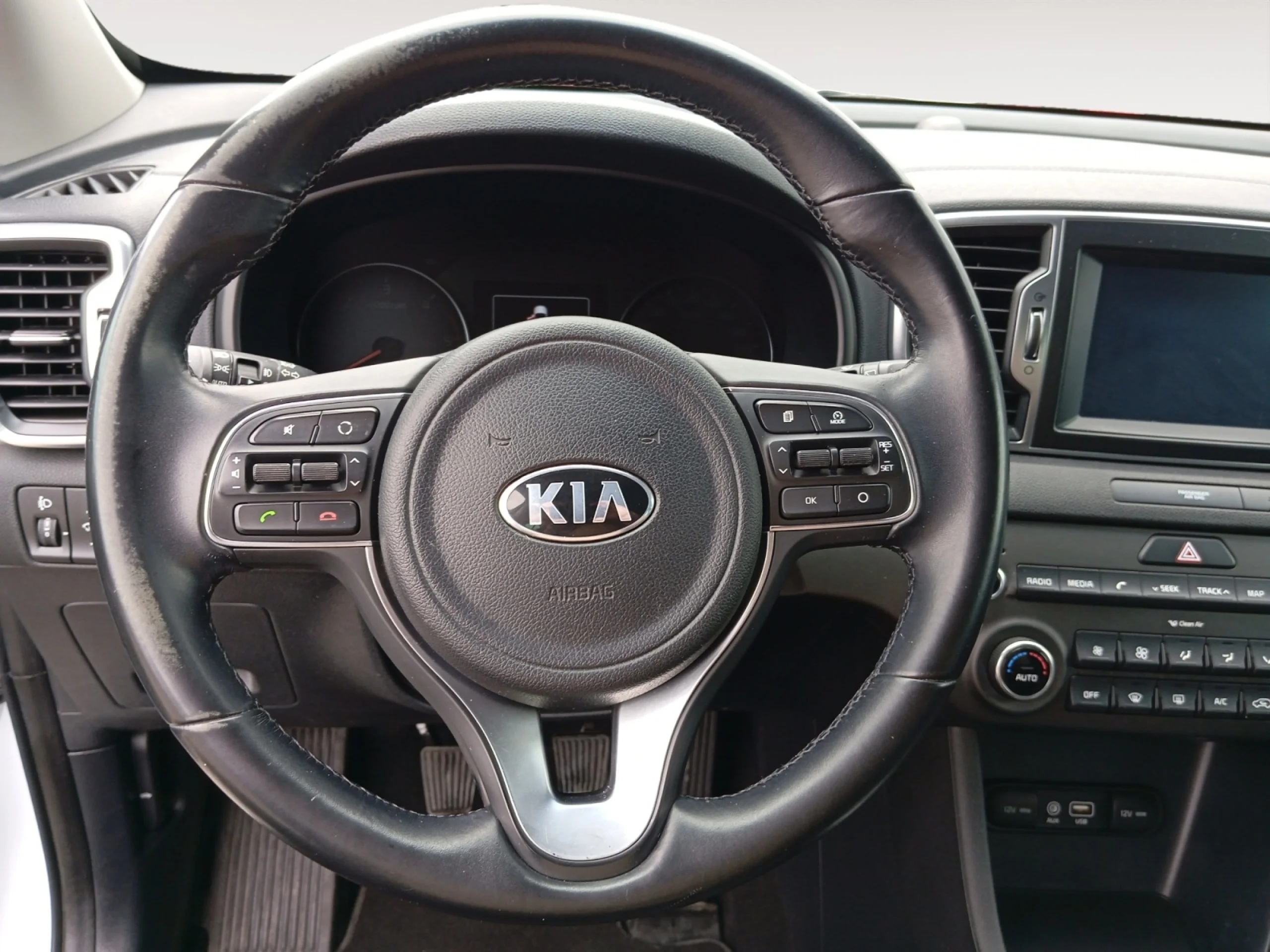 KIA SPORTAGE 1.7 CRDI VGT 115CV DRIVE 4X2 ECO DYNAM - Foto 11