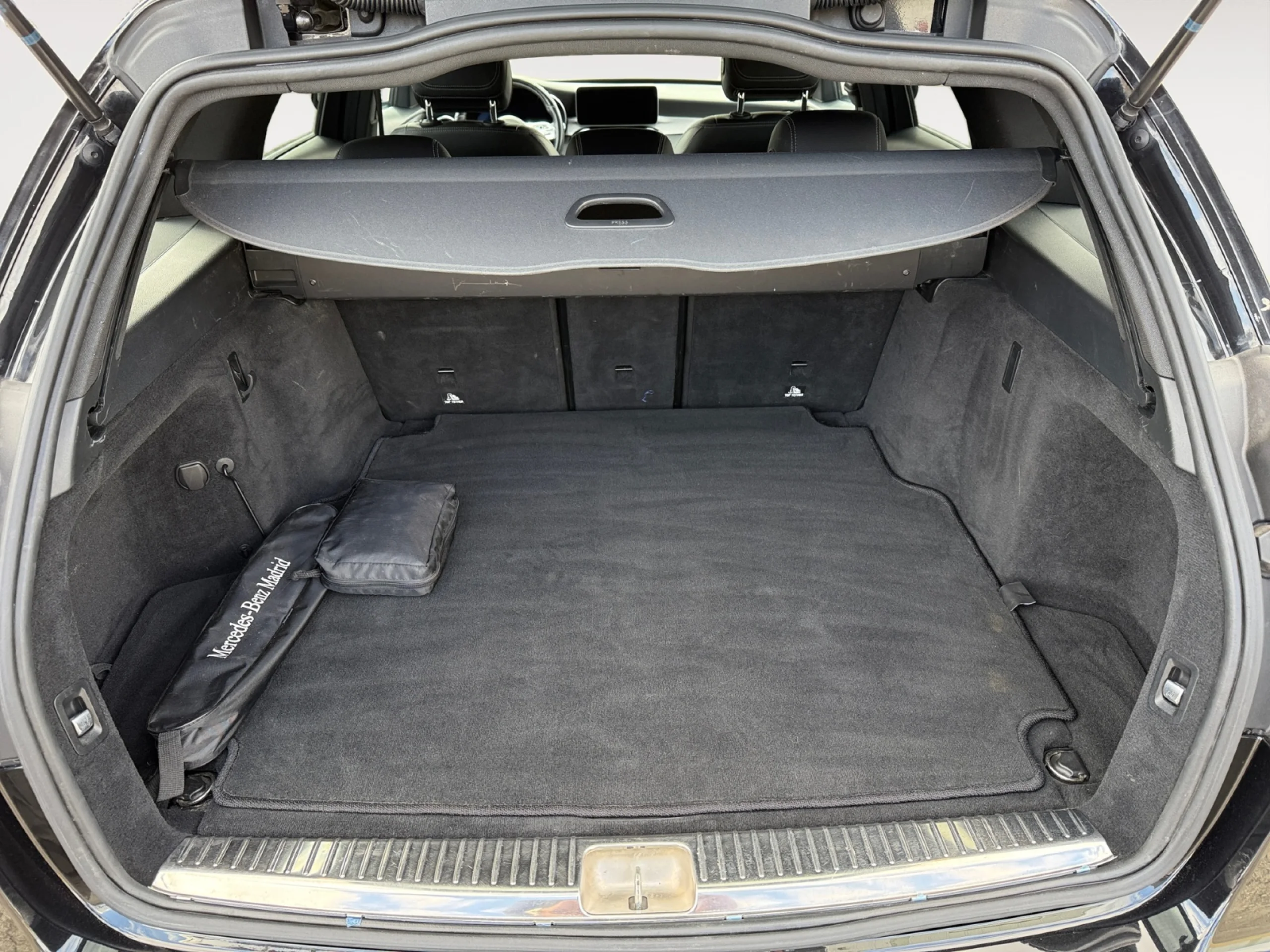 MERCEDES-BENZ CLASE C C 220 D ESTATE - Foto 7