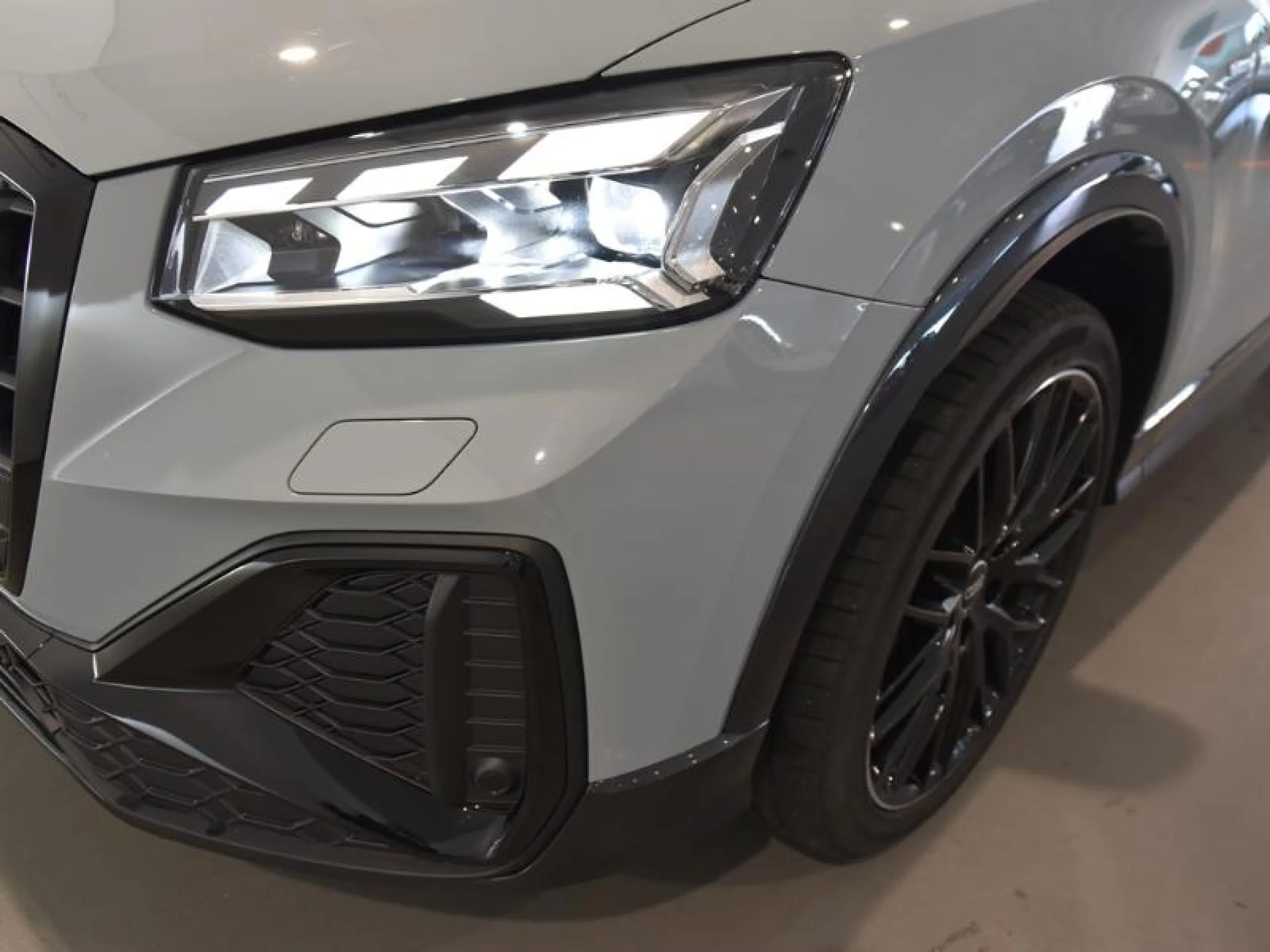 AUDI Q2 ADRENALIN 35 TFSI 110KW (150CV) S TRONIC - Foto 21
