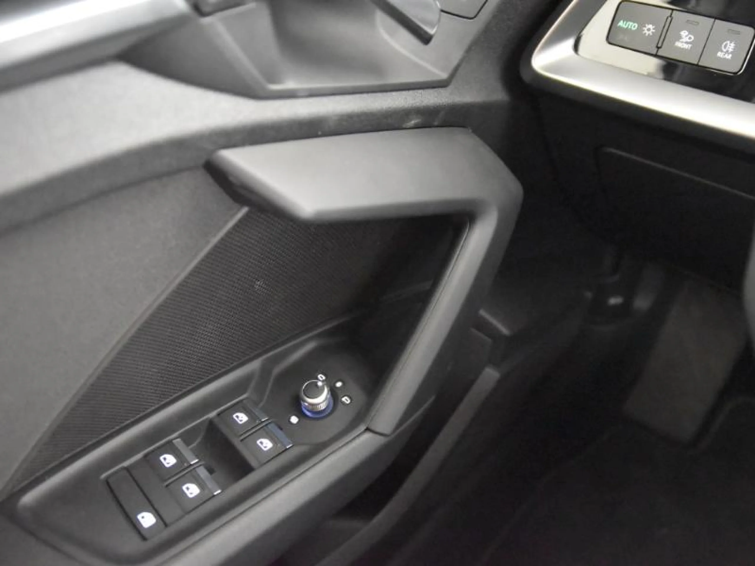 AUDI A3 SPORTBACK ADVANCED 30 TDI 85KW (116CV) - Foto 17