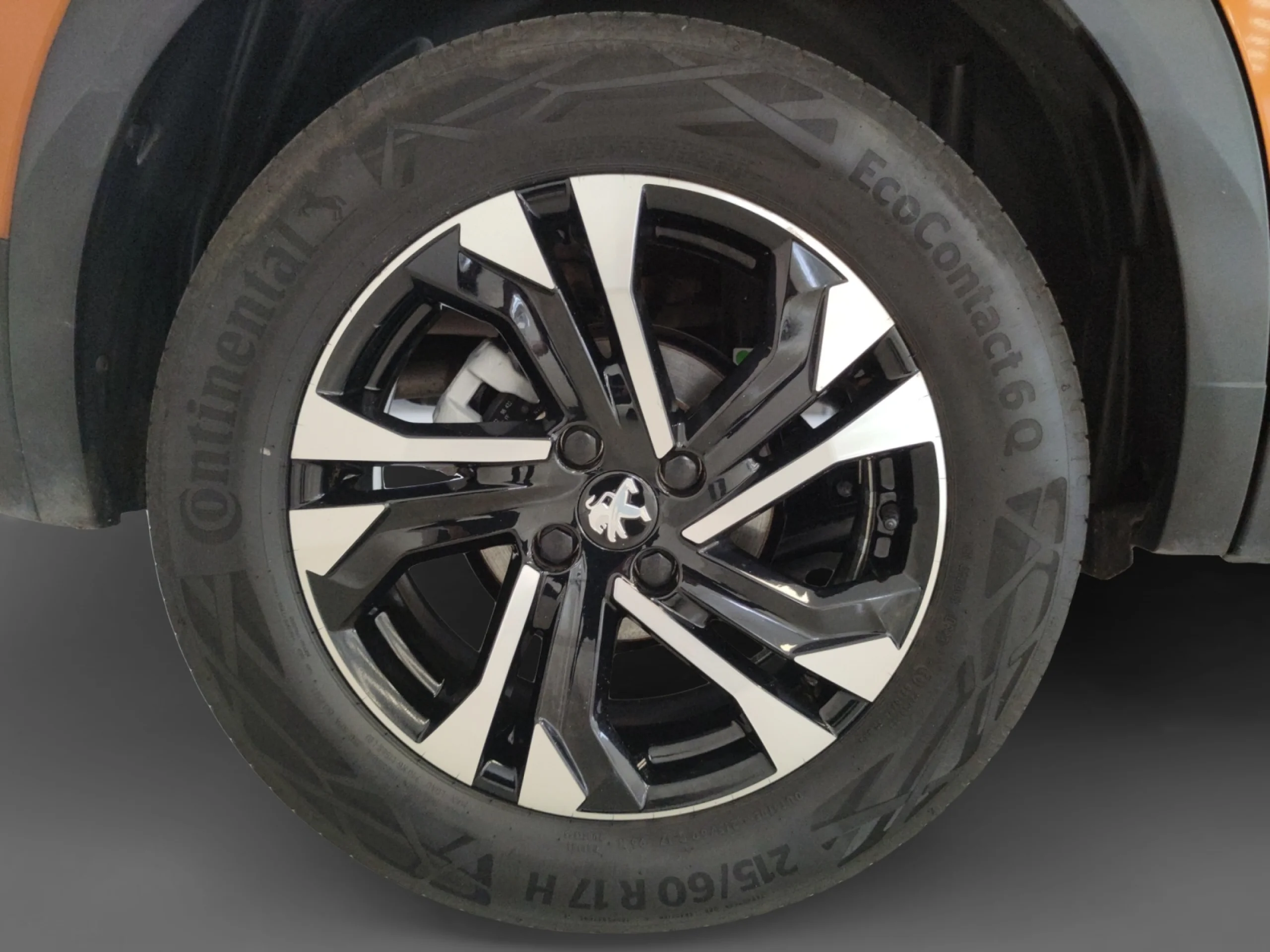 PEUGEOT 2008 ACTIVE PACK BLUEHDI 130 S&S EAT8 - Foto 8