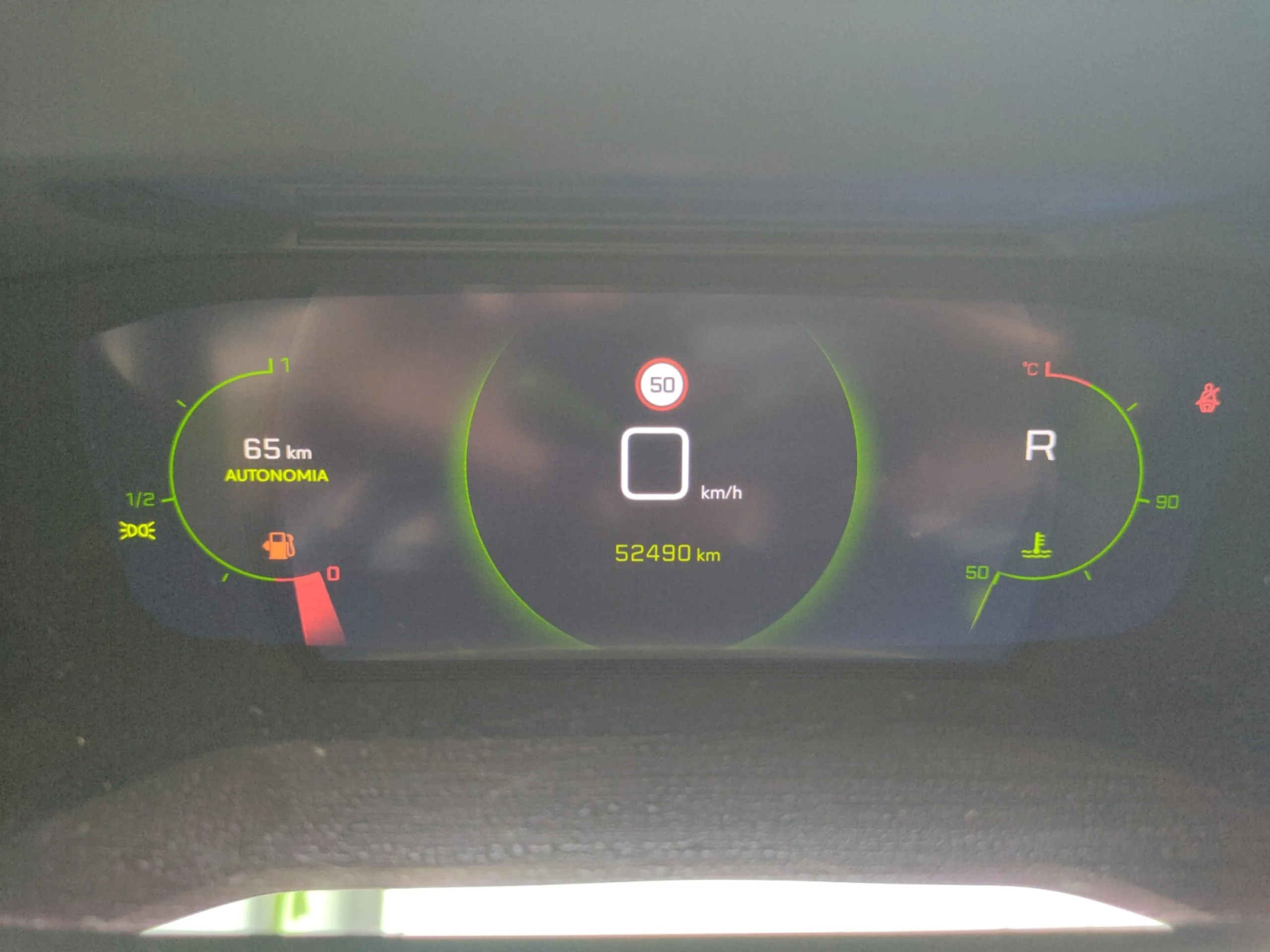 PEUGEOT 2008 ACTIVE PACK BLUEHDI 130 S&S EAT8 - Foto 10