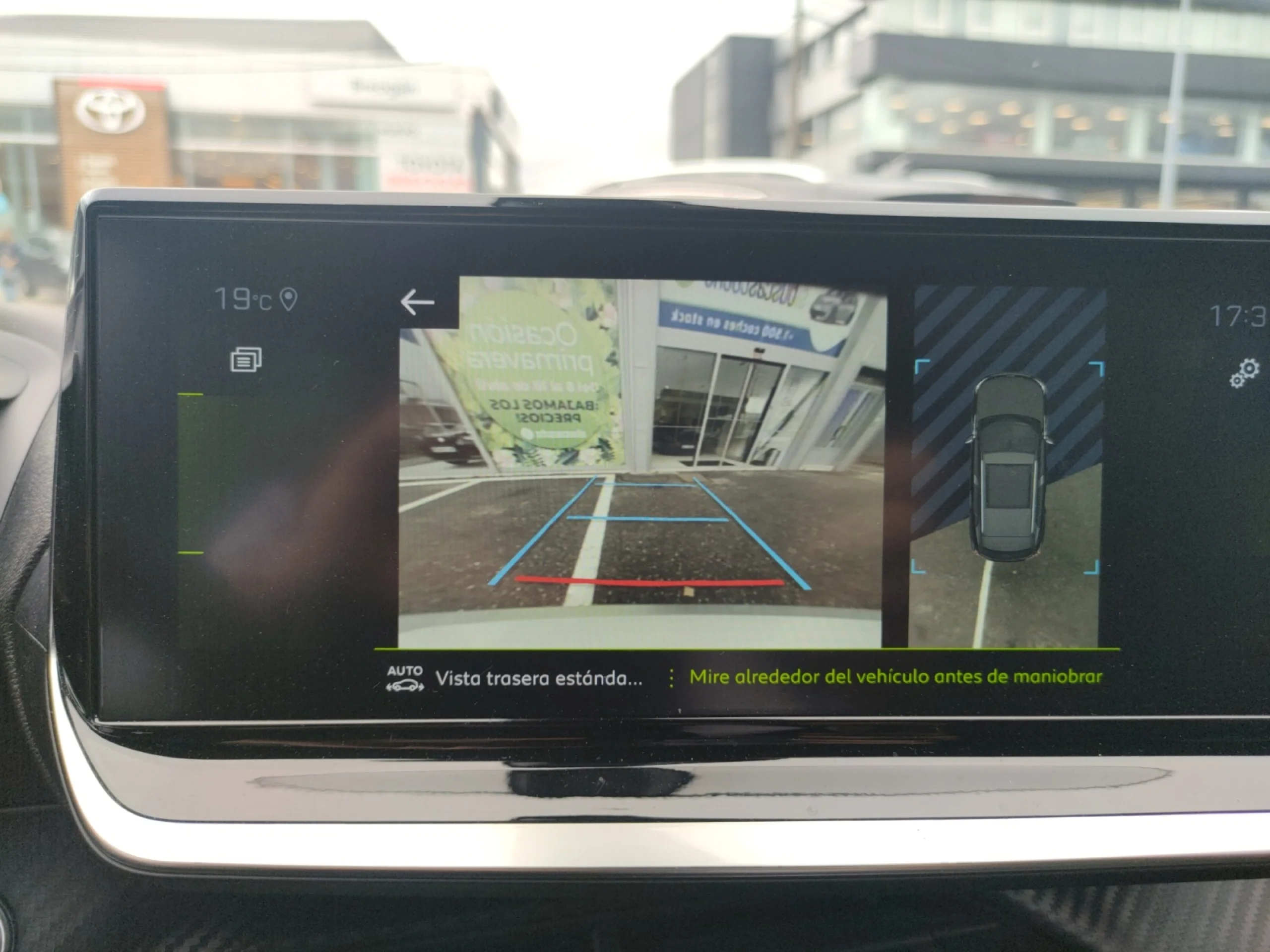 PEUGEOT 2008 ACTIVE PACK BLUEHDI 130 S&S EAT8 - Foto 13