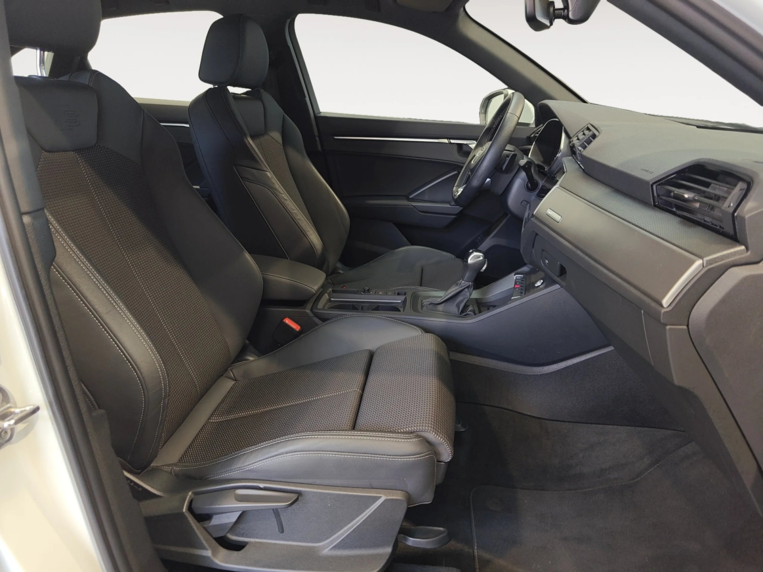 AUDI Q3 SPORTBACK 45 TFSI E 180KW S TRONIC S LINE - Foto 9