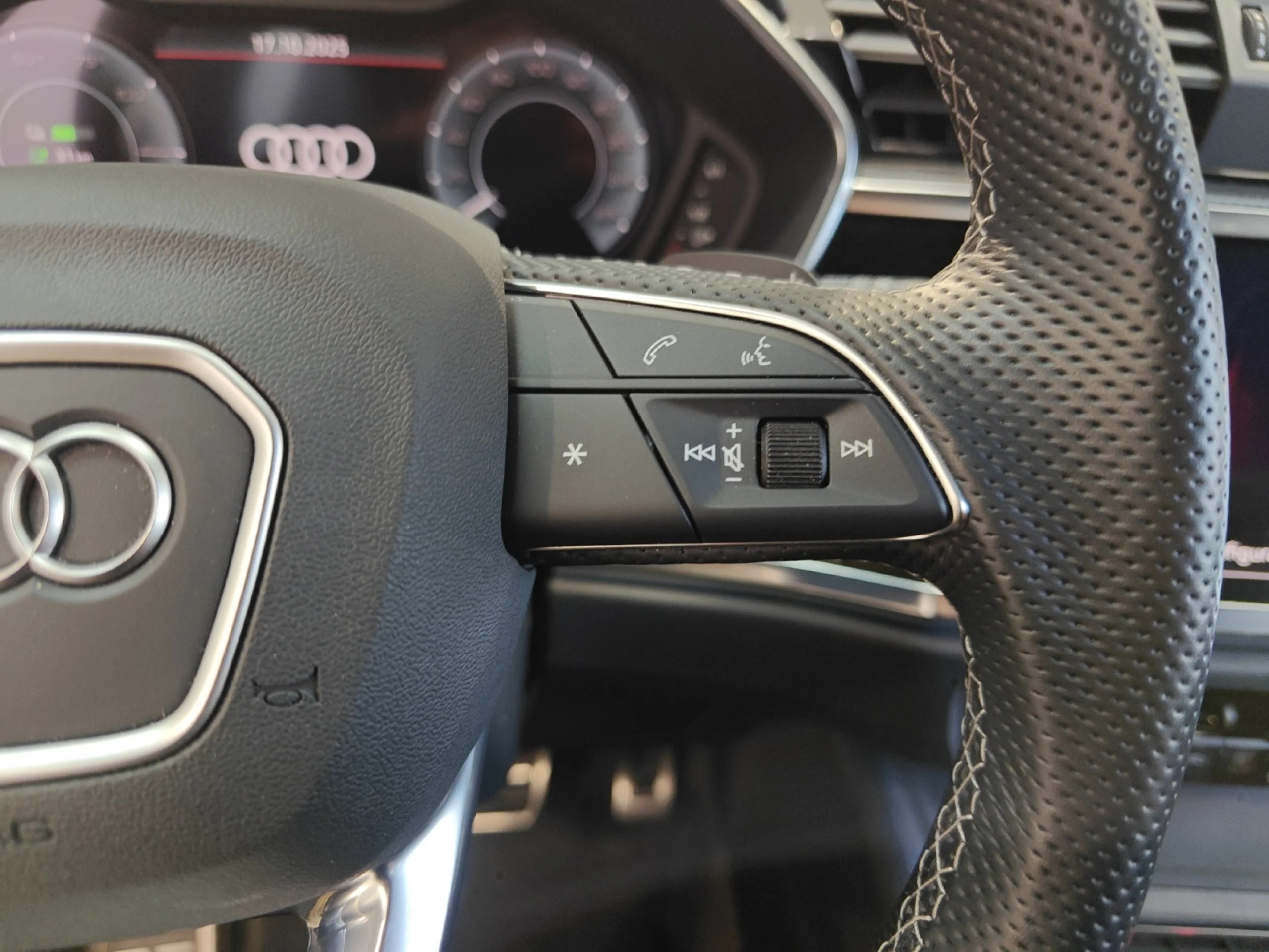 AUDI Q3 SPORTBACK 45 TFSI E 180KW S TRONIC S LINE - Foto 13