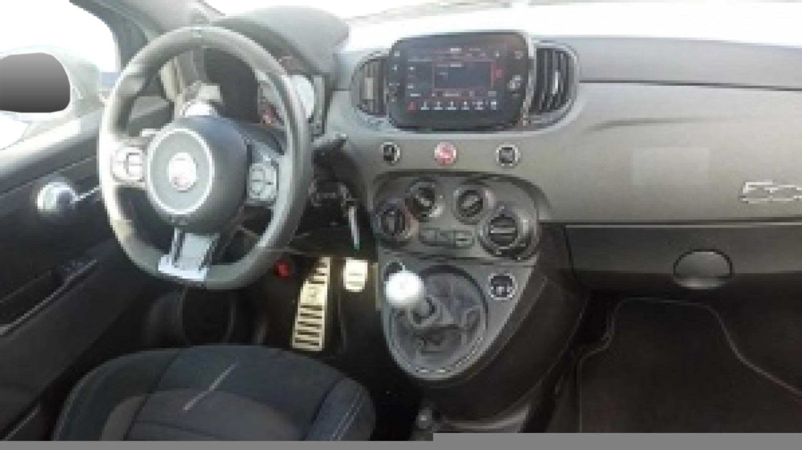 ABARTH 500 695 1.4 16V T JET 132KW (180 CV) - Foto 5