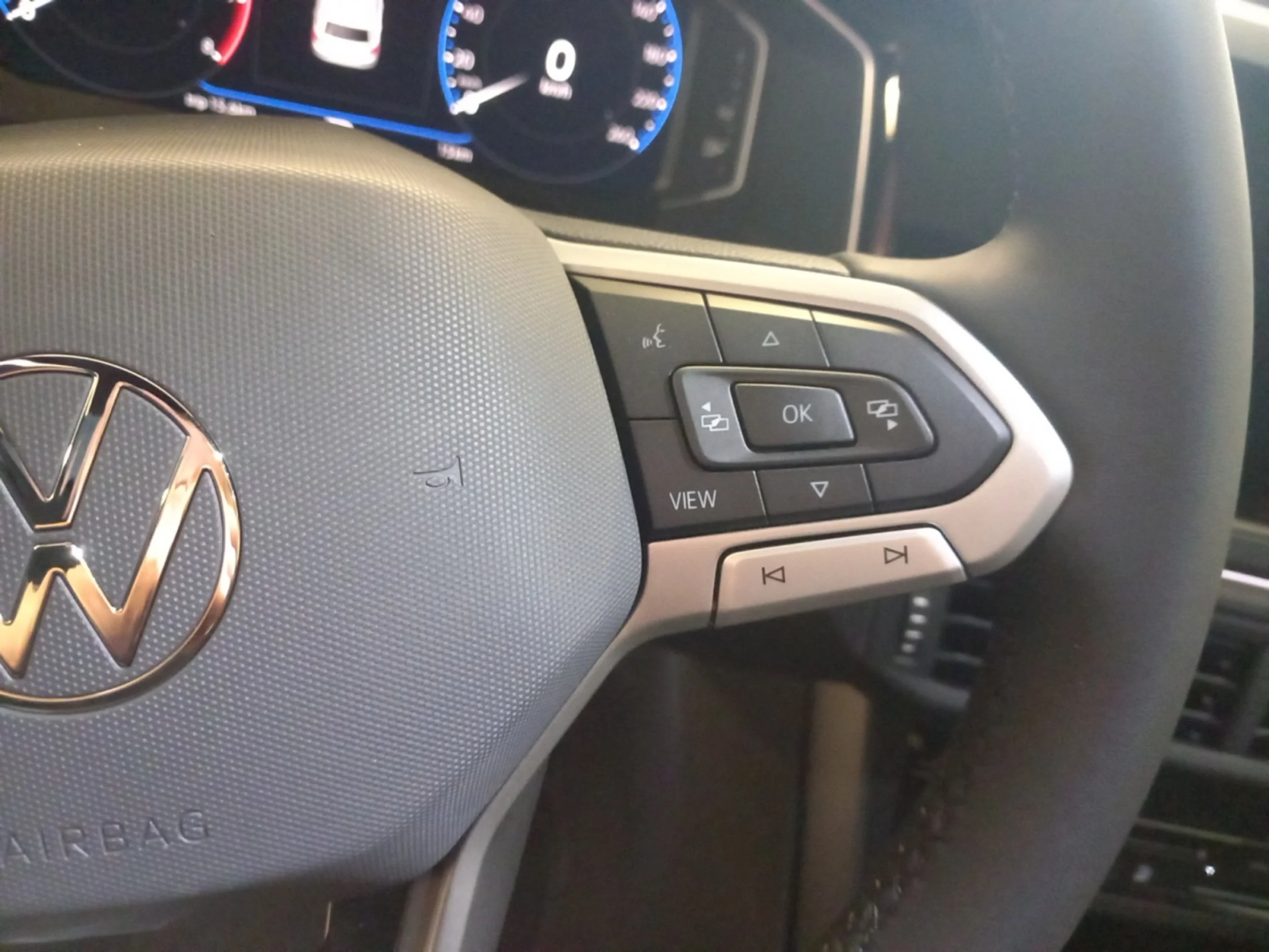 VOLKSWAGEN POLO R LINE 1.0 TSI 70KW (95CV) - Foto 10