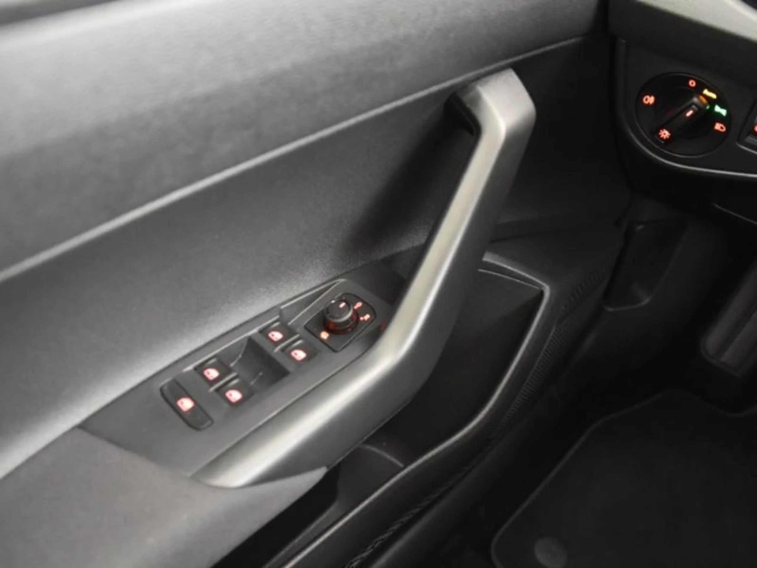 VOLKSWAGEN POLO EDITION 1.0 EVO 48KW (65CV) - Foto 15