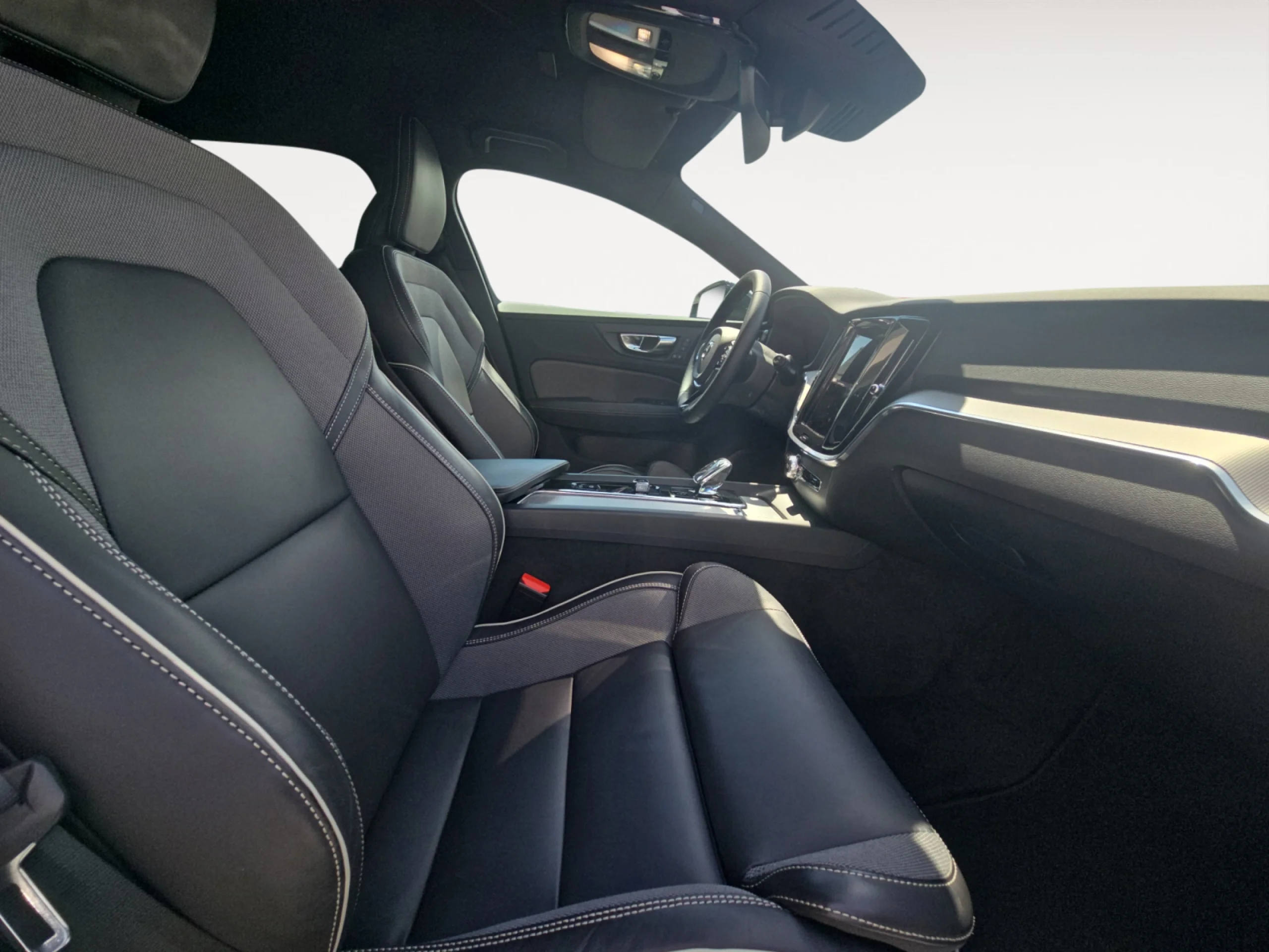 VOLVO V60 2.0 B4 (D) PLUS DARK AUTO - Foto 6