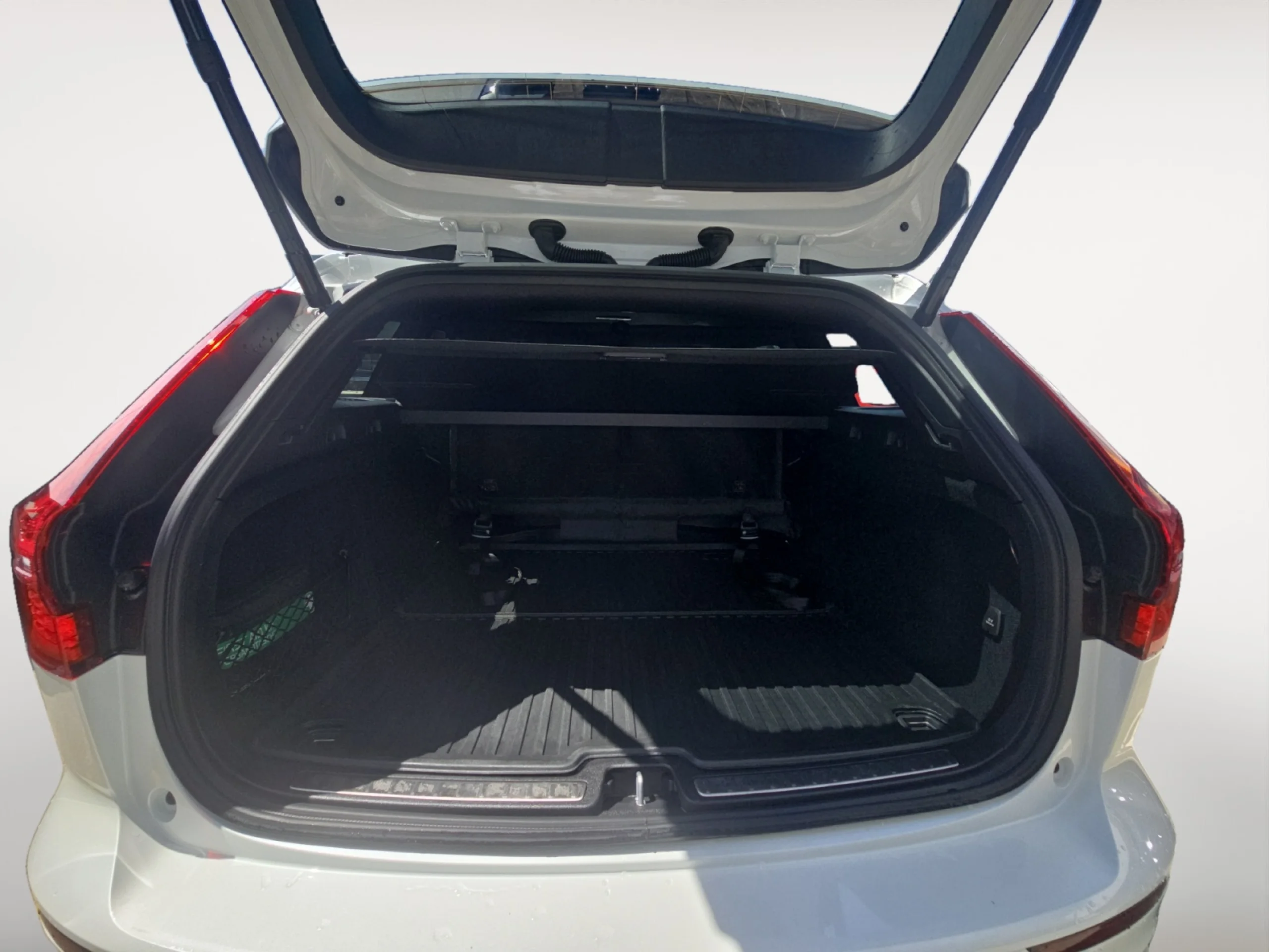 VOLVO V60 2.0 B4 (D) PLUS DARK AUTO - Foto 8