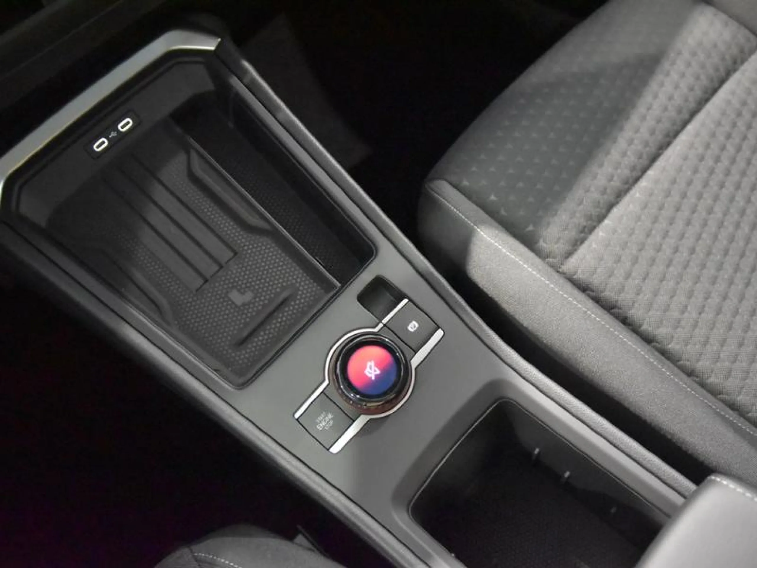 VOLKSWAGEN T ROC T ROC MÁS 1.5 ETSI 110 KW (150 CV)  AUTOMÁTICO DSG 7 VEL. - Foto 11