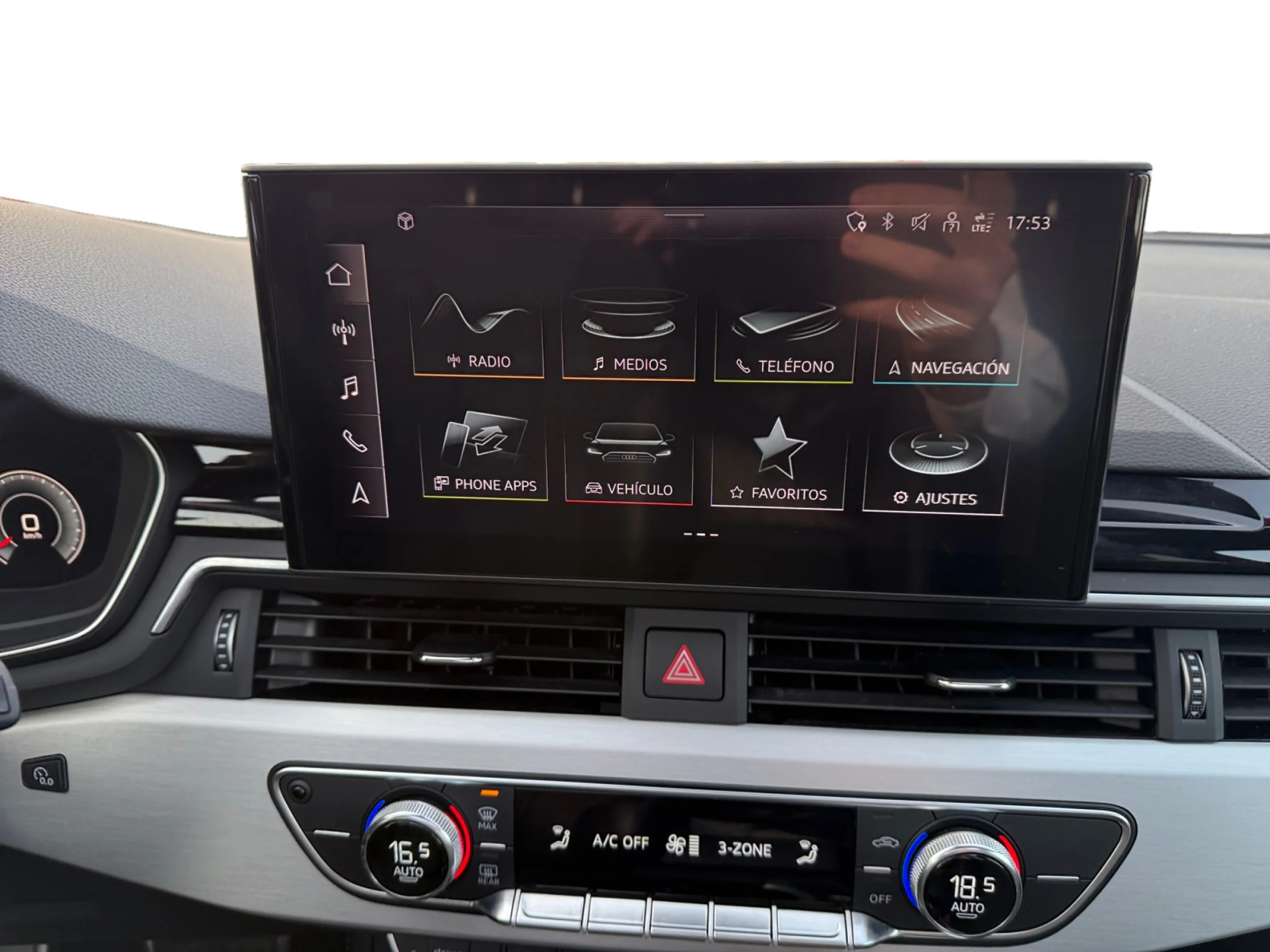 AUDI A4 AVANT BLACK LINE 35 TDI 120KW S TRONIC - Foto 9