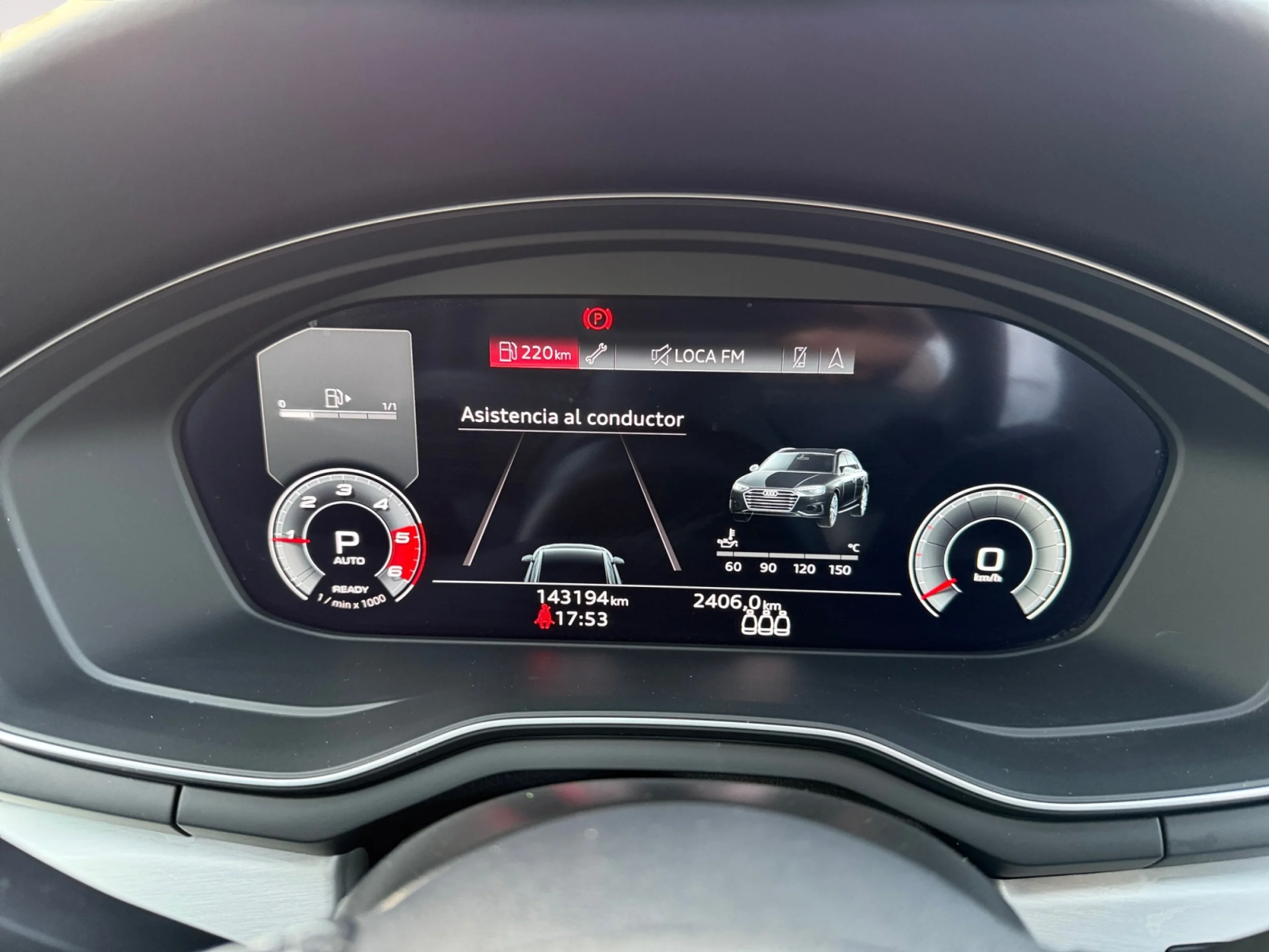 AUDI A4 AVANT BLACK LINE 35 TDI 120KW S TRONIC - Foto 10