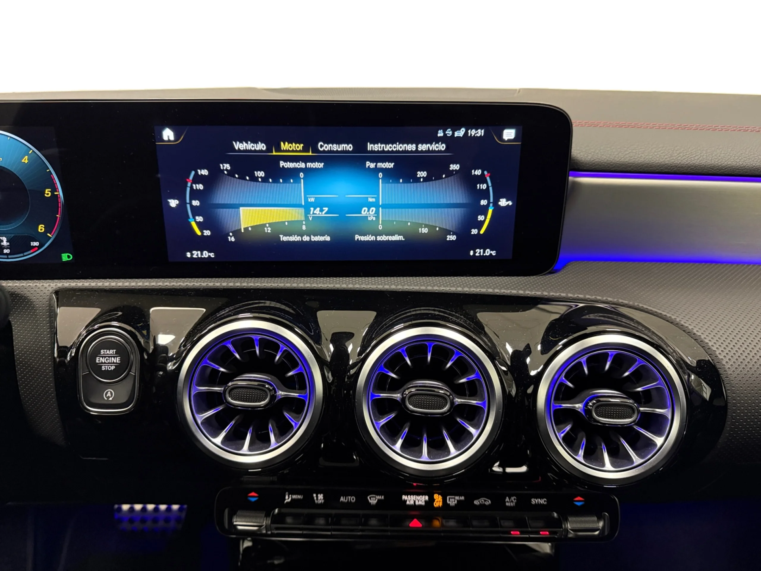 MERCEDES-BENZ CLA CLA 200 D DCT SHOOTING BRAKE - Foto 9