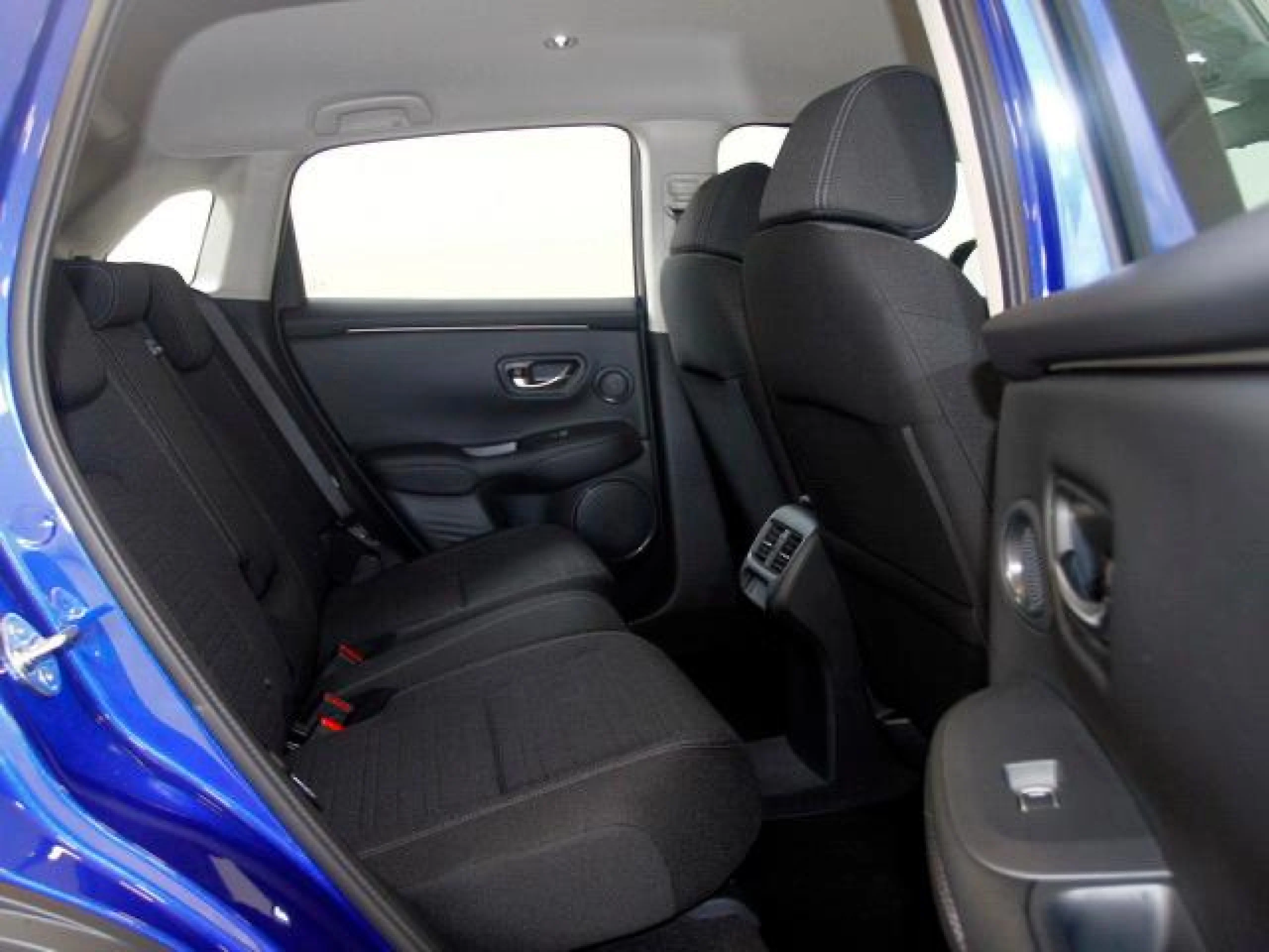 HONDA Zr v 2024 ZR V ELEGANCE 2.0 I MMD 4X2 AT GASOLINA STANDARD - Foto 12