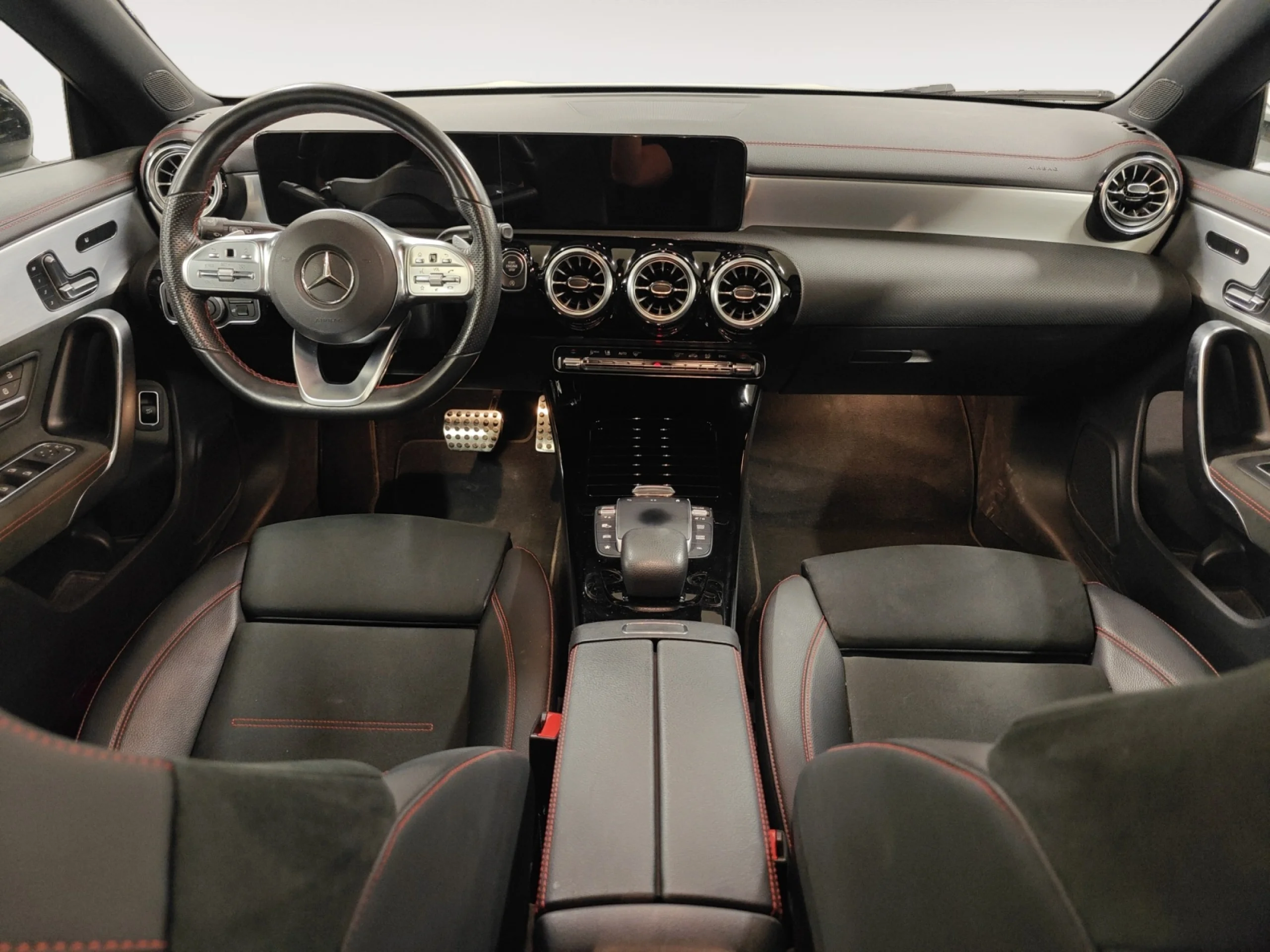 MERCEDES-BENZ CLA CLA 200 D DCT SHOOTING BRAKE - Foto 4