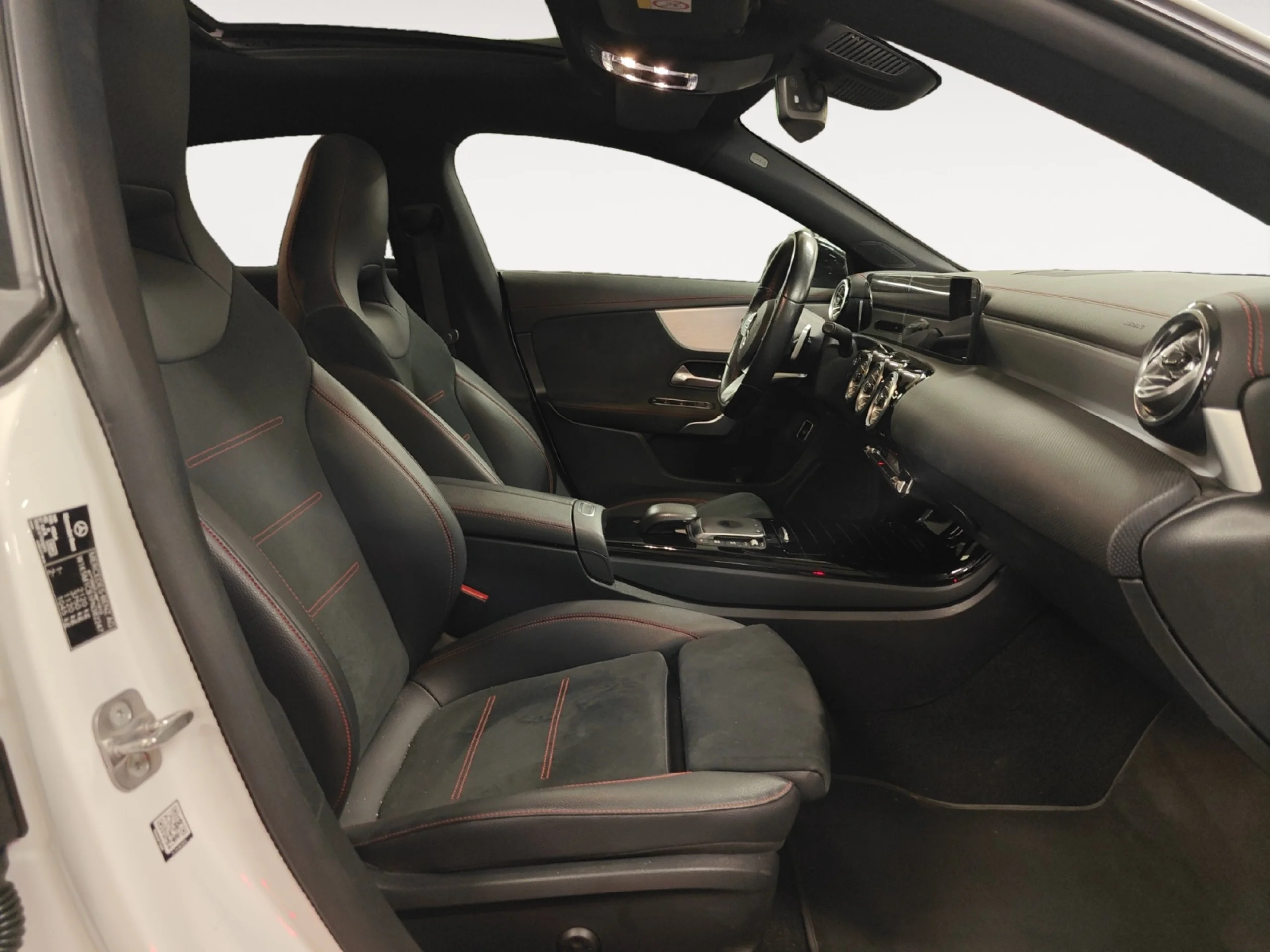 MERCEDES-BENZ CLA CLA 200 D DCT SHOOTING BRAKE - Foto 5