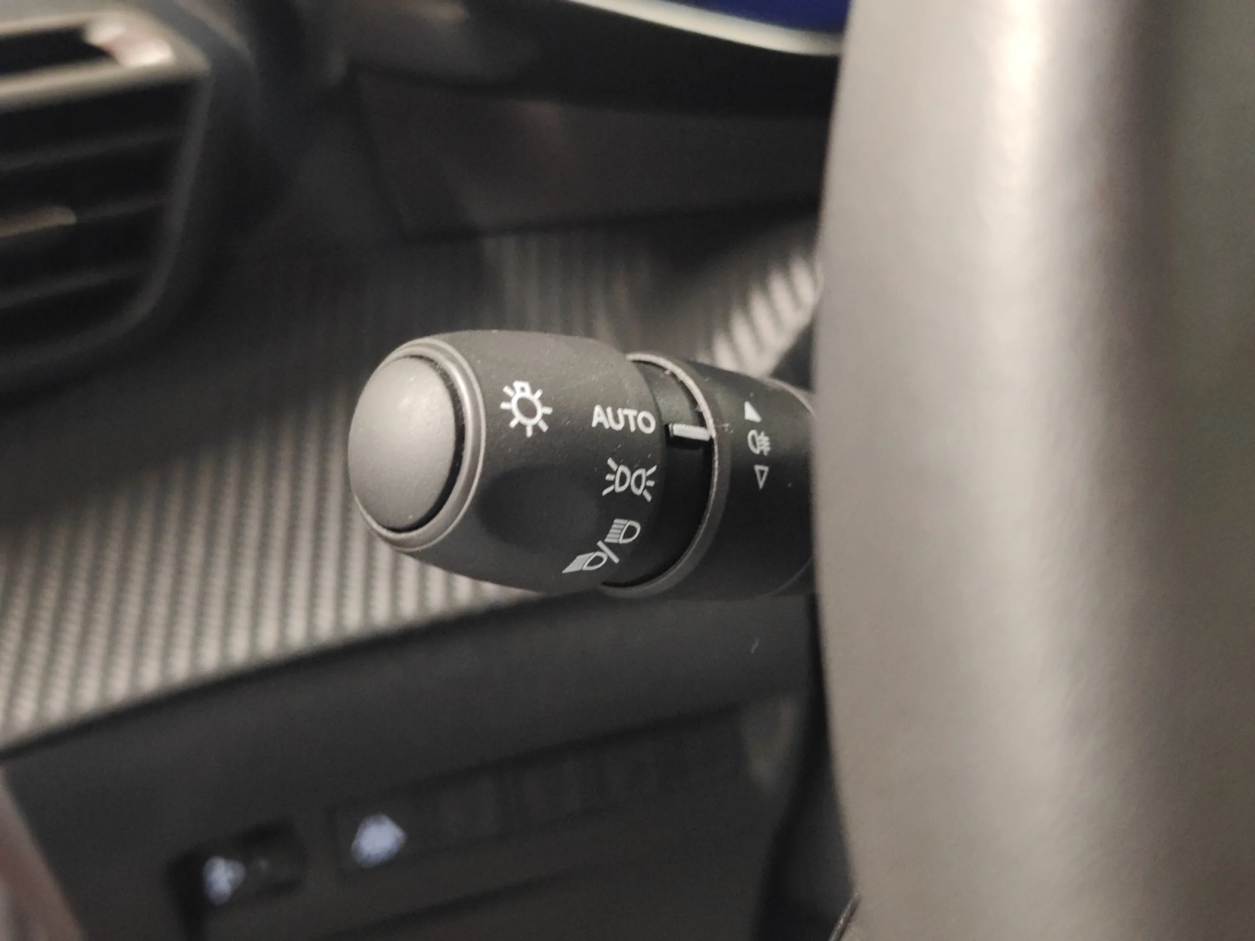 PEUGEOT 208 BLUEHDI 73KW (100CV) ALLURE PACK - Foto 12