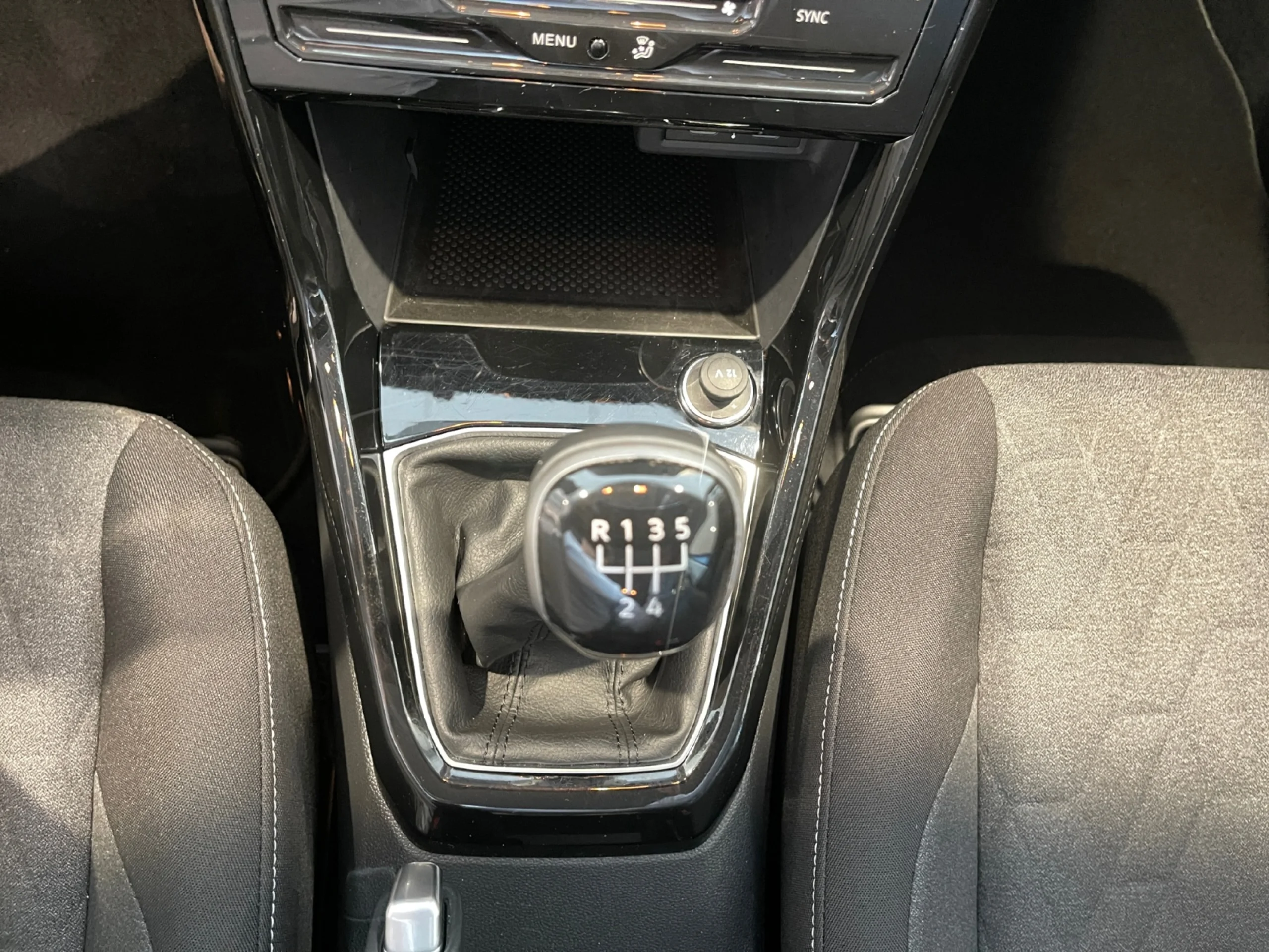 VOLKSWAGEN T CROSS ADVANCE 1.0 TSI 70KW (95CV) - Foto 12