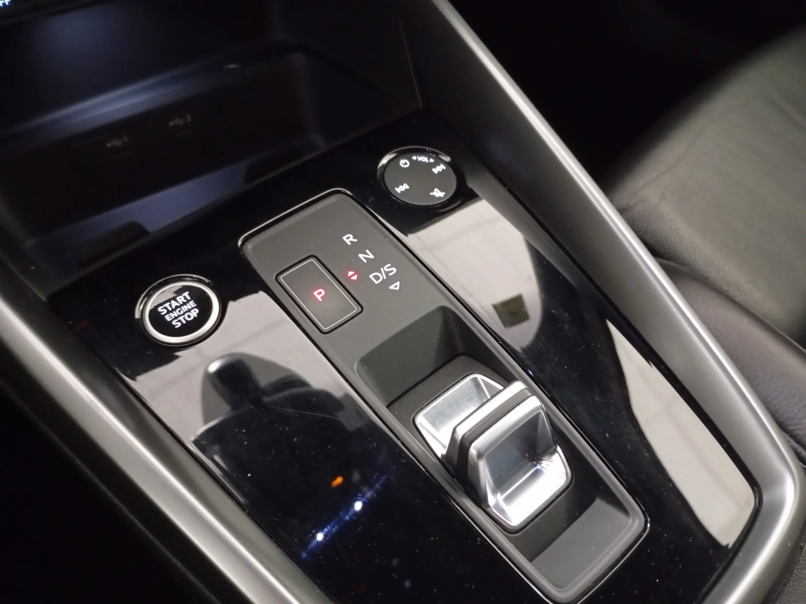 AUDI A3 SPORTBACK BLACK LINE 35 TDI 110KW S TRON - Foto 13