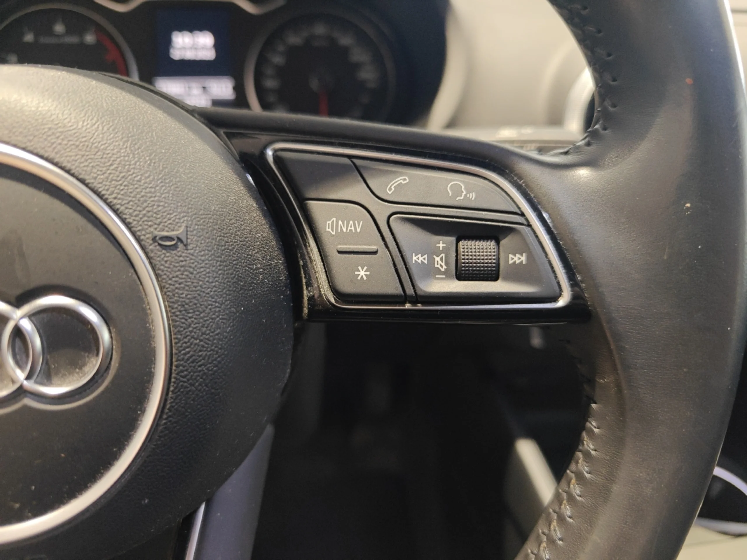 AUDI A3 S LINE ED 1.4 TFSI COD ULTRA S TRO SEDAN - Foto 13