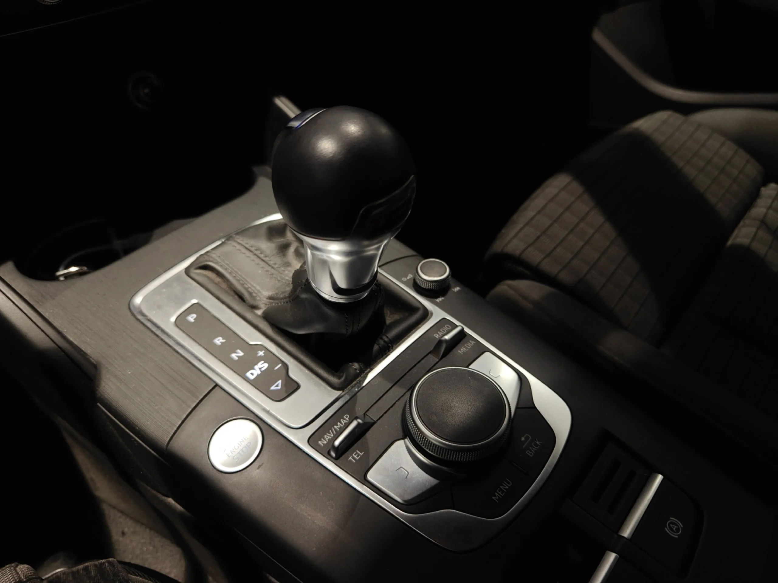 AUDI A3 S LINE ED 1.4 TFSI COD ULTRA S TRO SEDAN - Foto 19