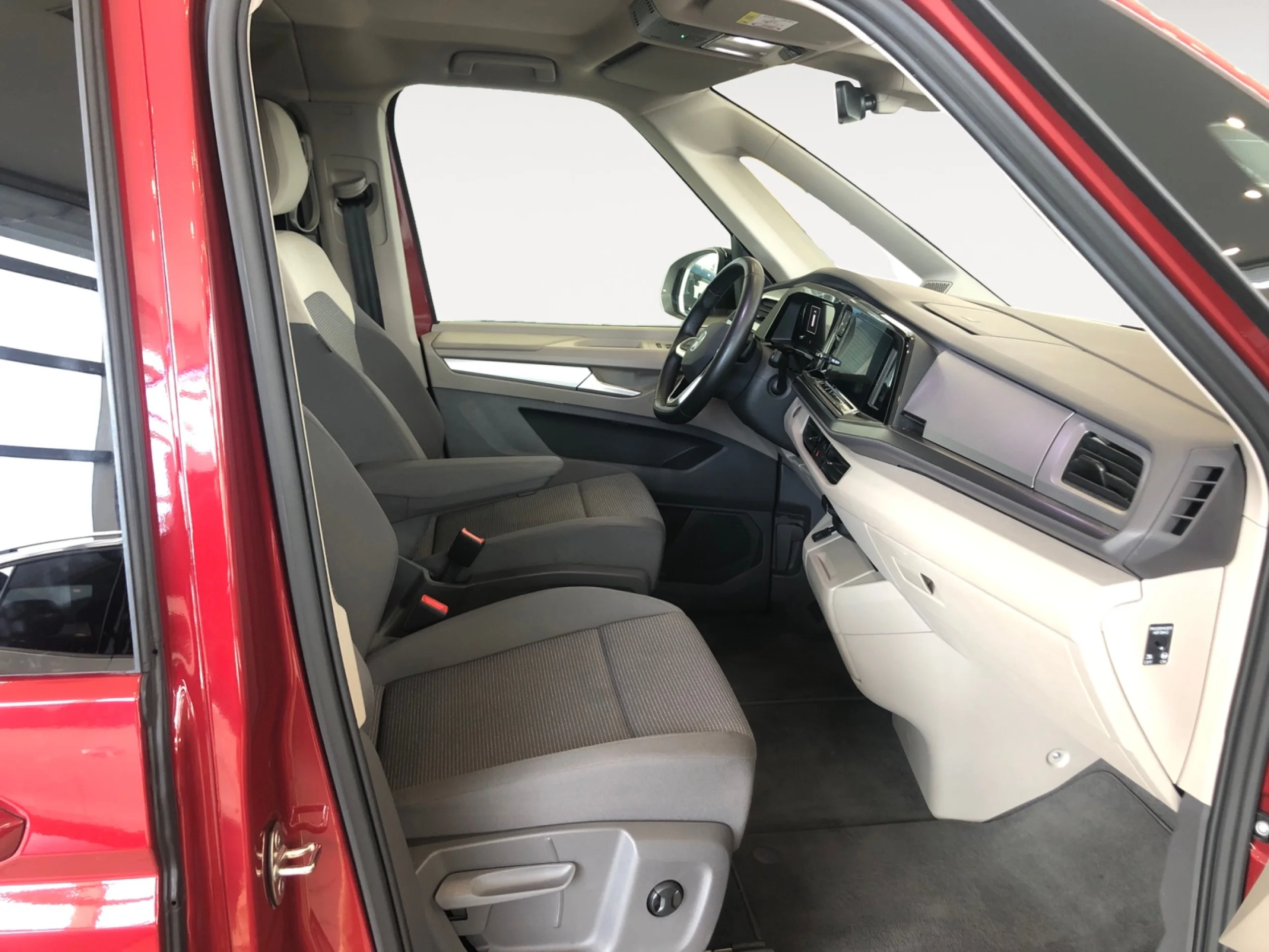 VOLKSWAGEN Multivan 2.0 TDI 110KW (150CV) DSG B.CORTA - Foto 5