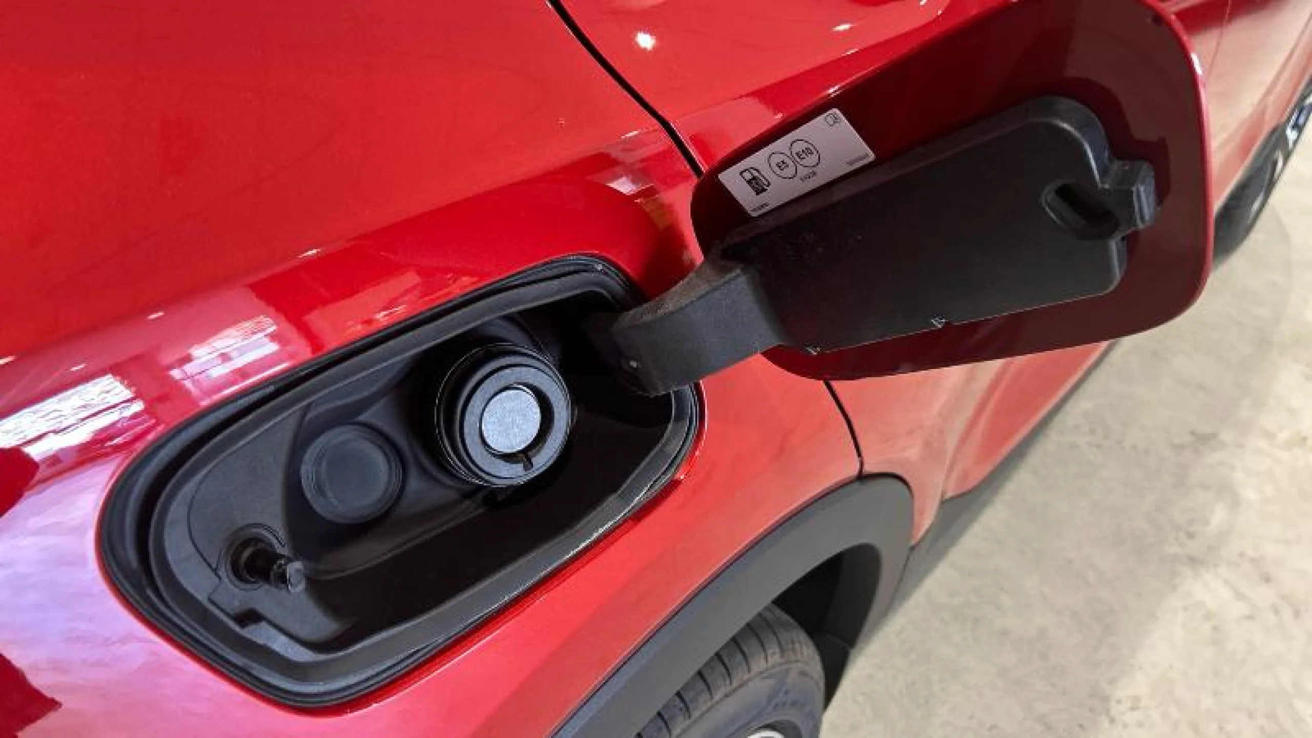 VOLVO XC40 2.0 B3 G PLUS DARK AUTO - Foto 20
