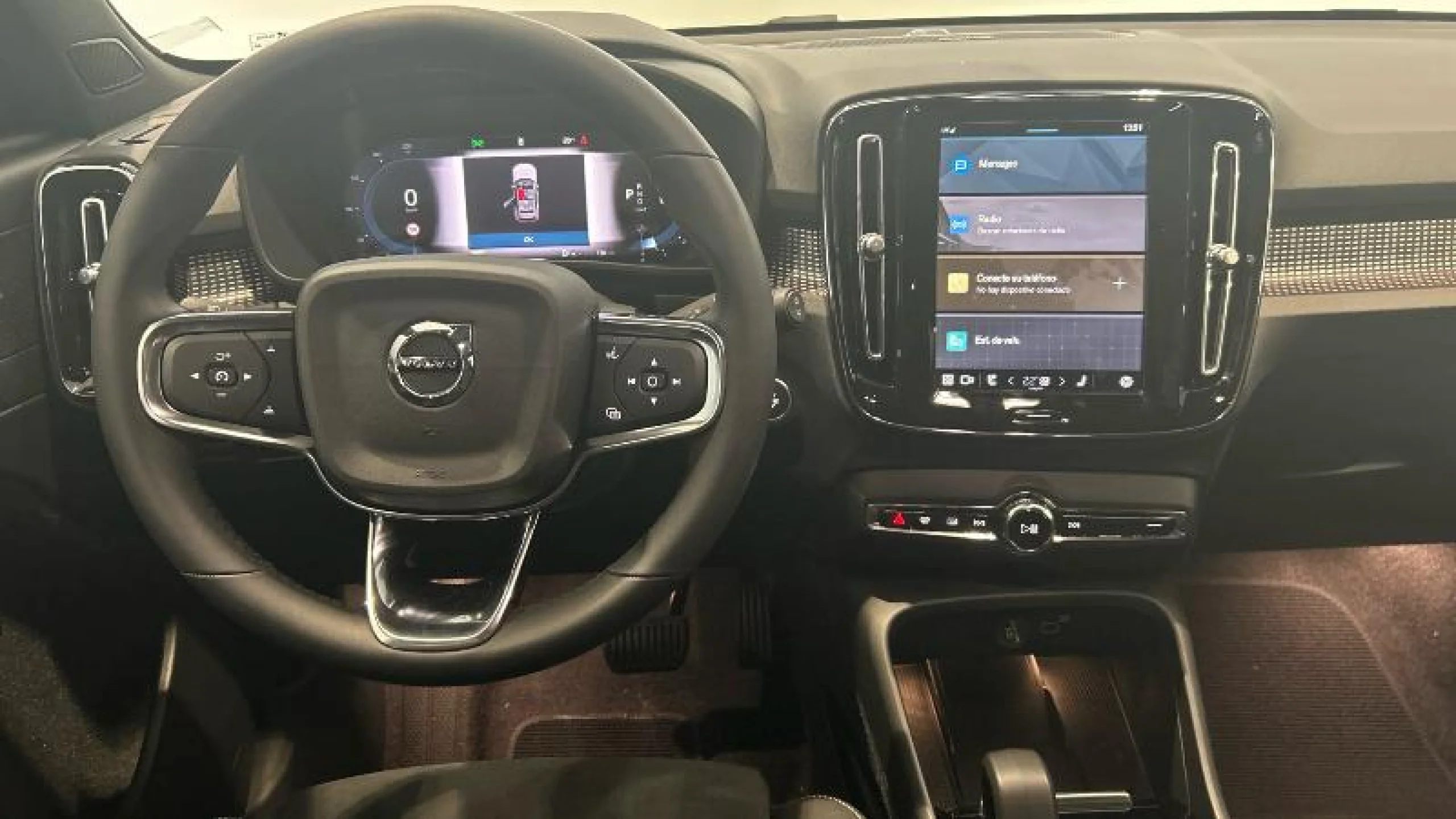 VOLVO XC40 2.0 B3 G PLUS DARK AUTO - Foto 12