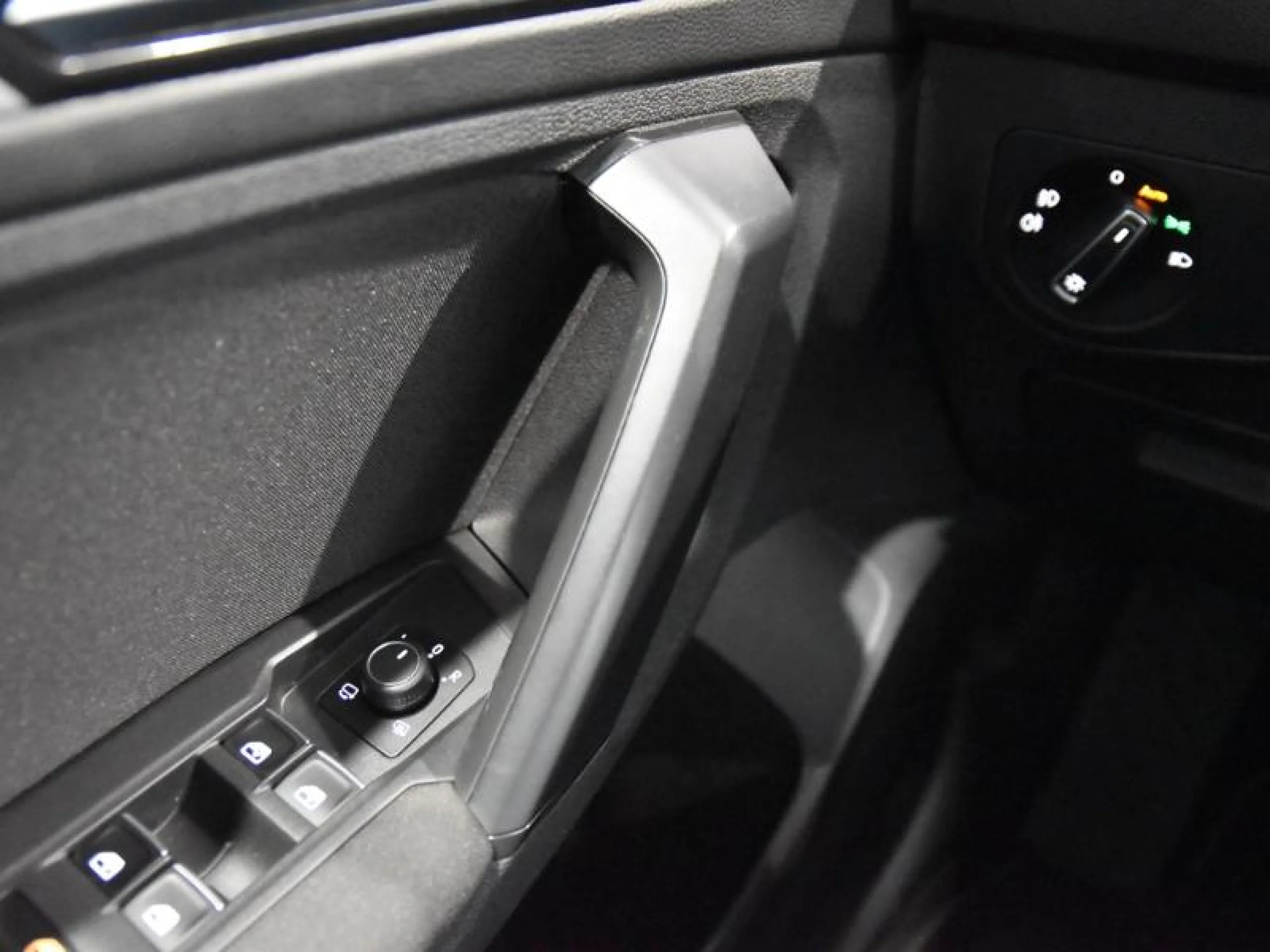 VOLKSWAGEN TIGUAN ADVANCE 2.0 TDI 150CV BMT DSG - Foto 17