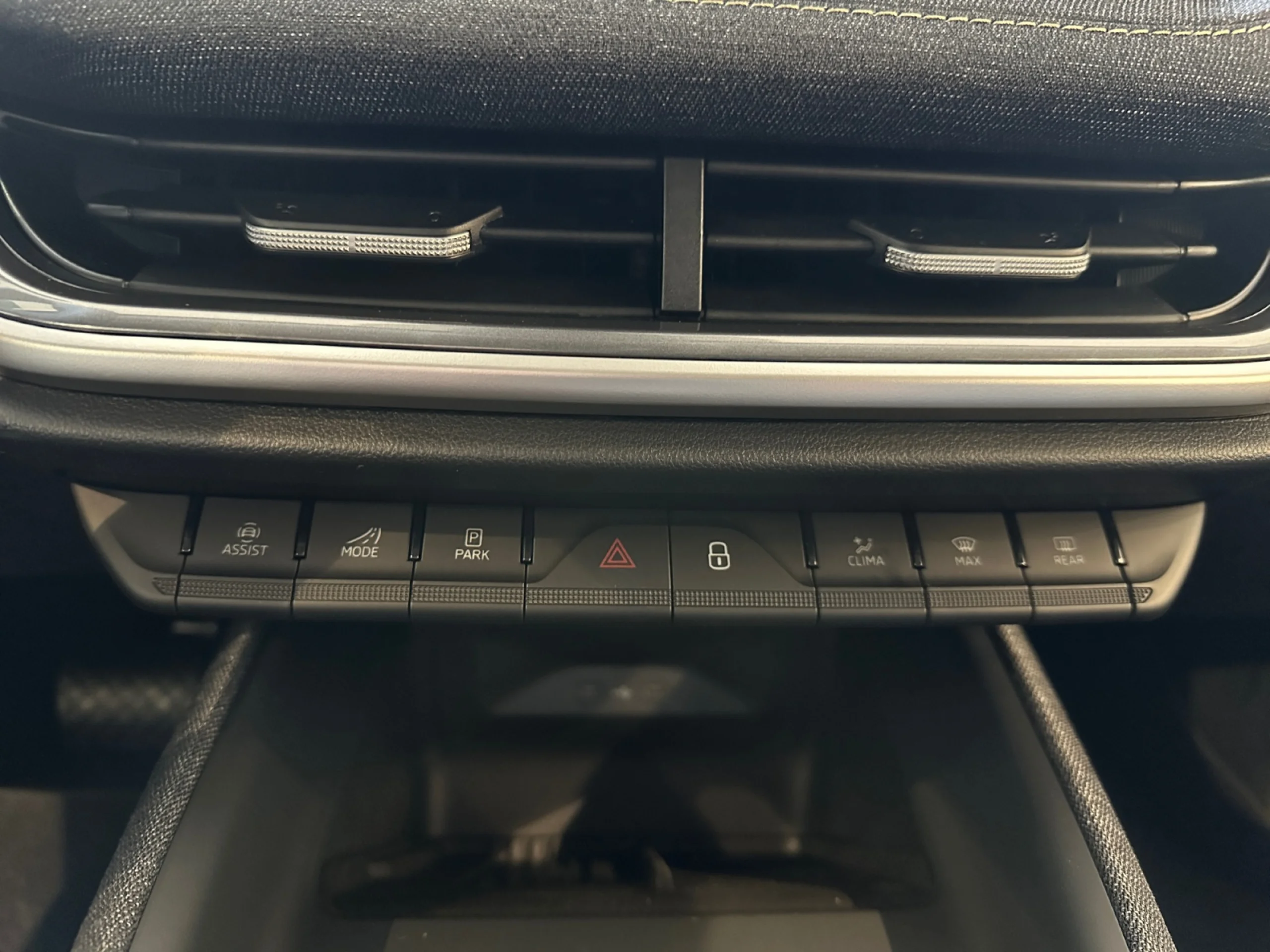 SKODA ELROQ 150 KW (204 CV) 63 KWH (59 KWH NETA) - Foto 13